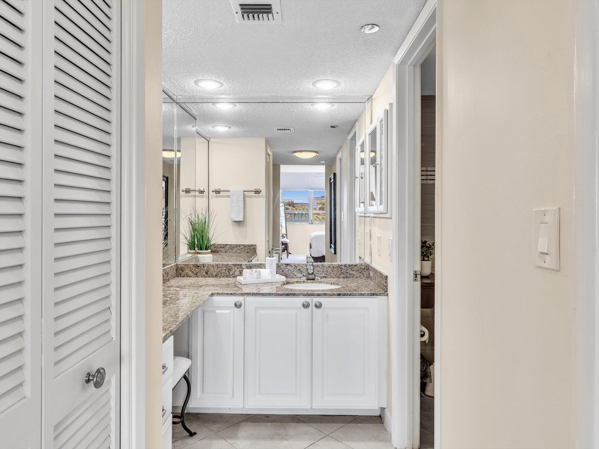 3510 Oaks Way 409, Pompano Beach, FL 33069 — photo 31 of 61