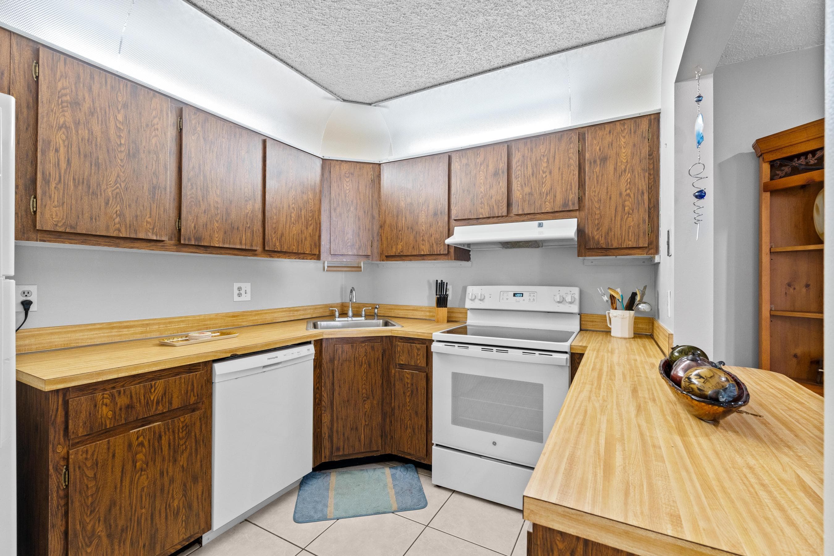 230 Pine Hov Circle A-2, Greenacres, FL 33463 — photo 18 of 29