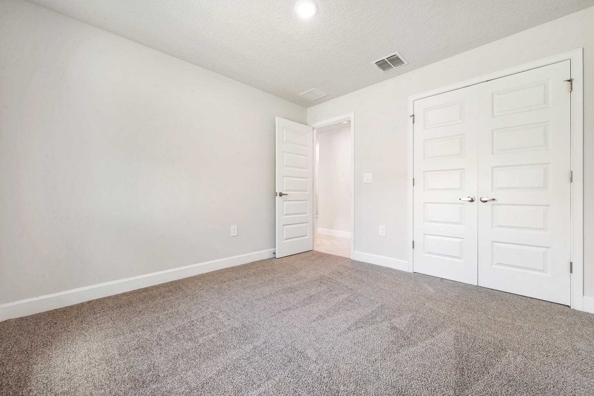 8746 Waterstone Boulevard, Fort Pierce, FL 34951 — photo 12 of 37