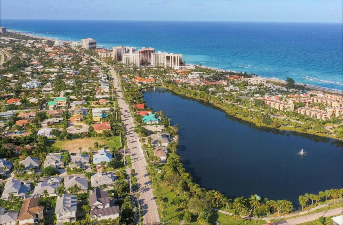 401 Olympus Drive, Juno Beach, FL 33408 — photo 8 of 14