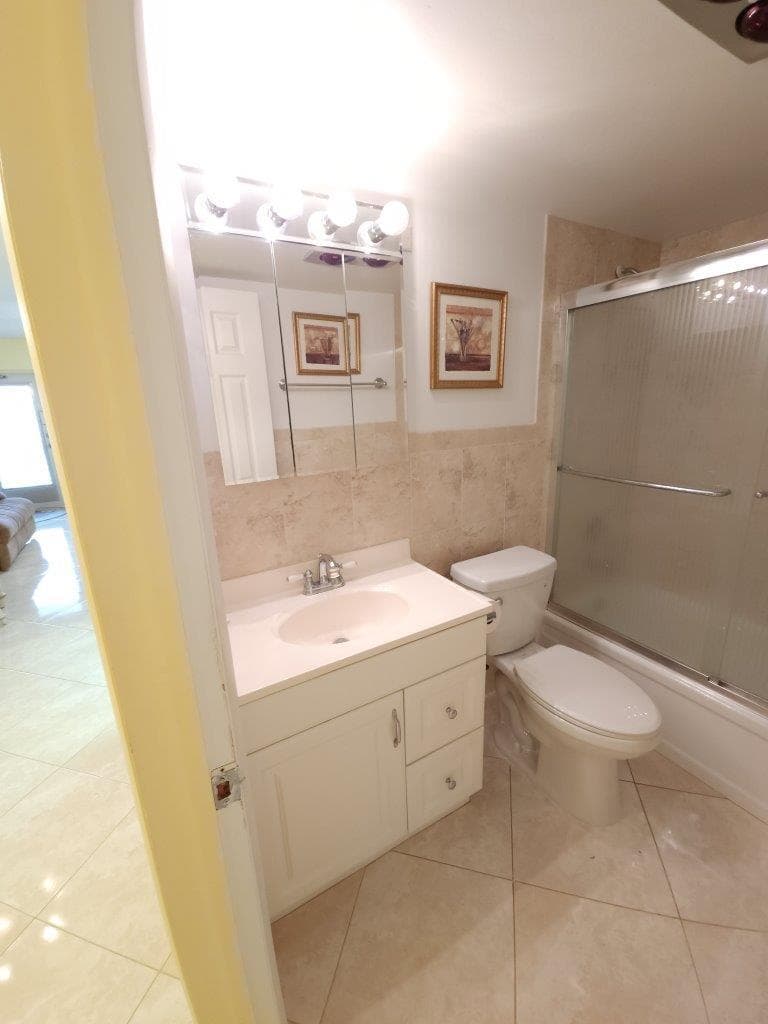 66 Cambridge C 66, West Palm Beach, FL 33417 — photo 12 of 30