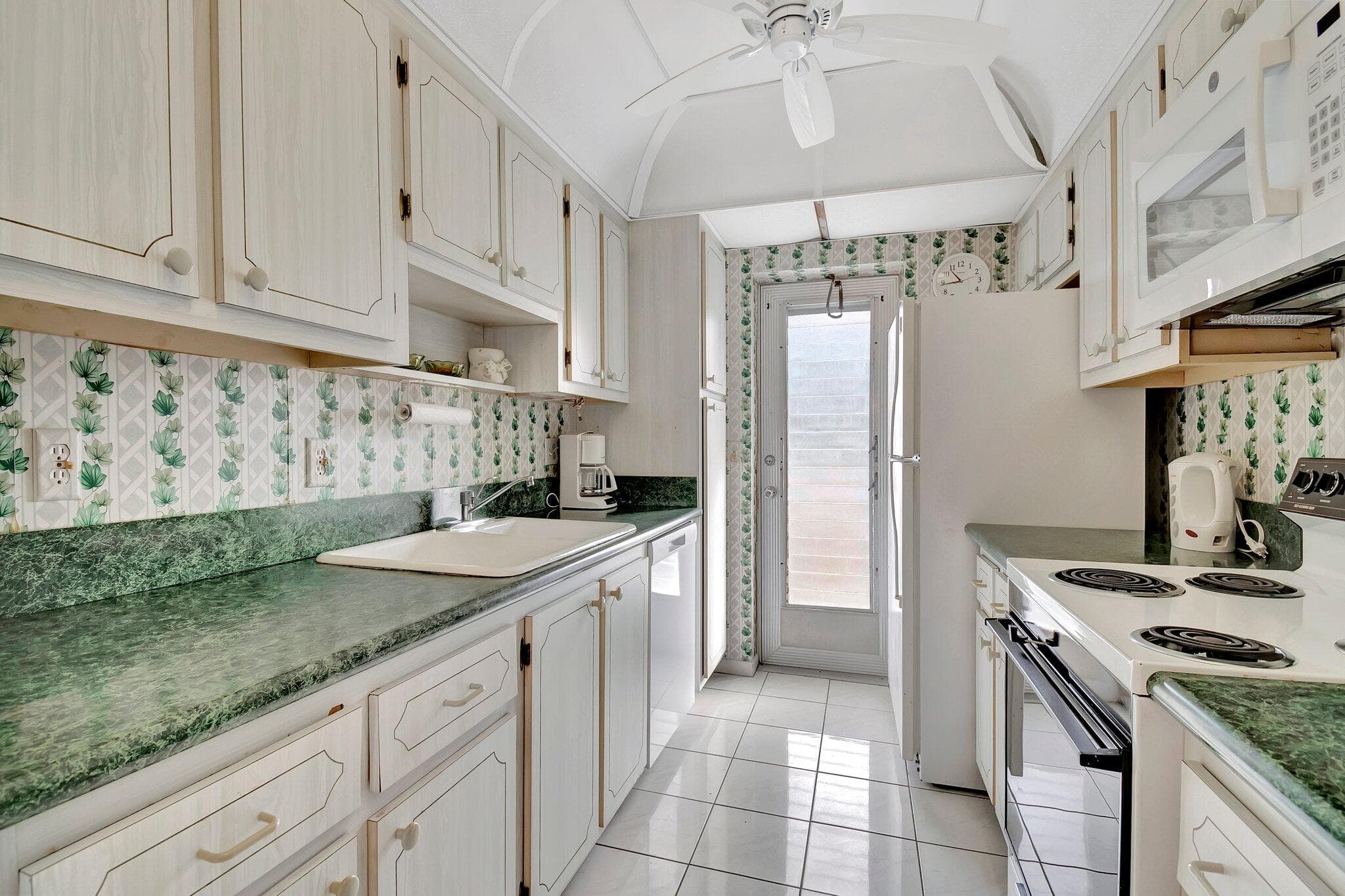 3100 S Ocean Boulevard 2140, Highland Beach, FL 33487 — photo 11 of 30