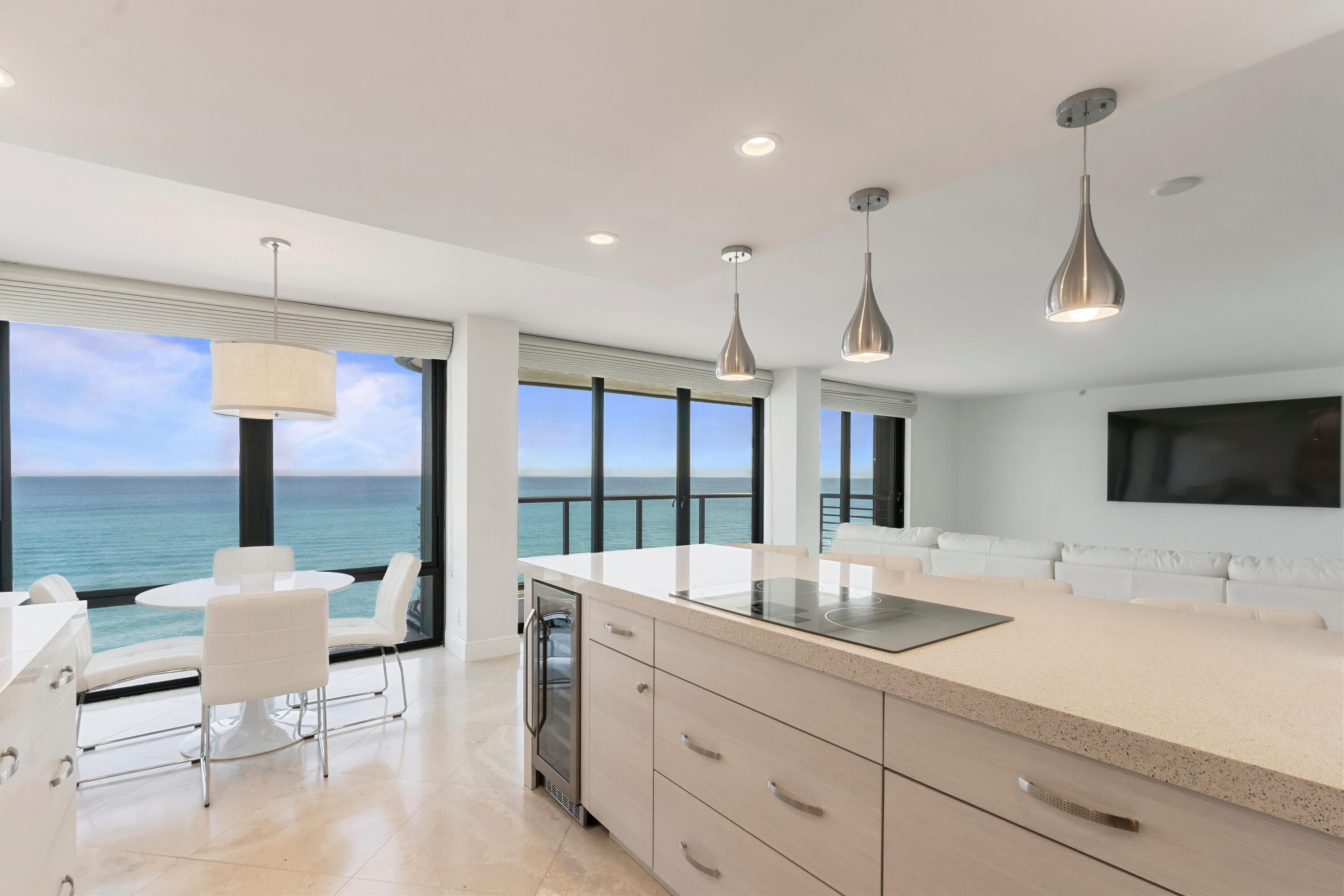 250 S Ocean 4e Boulevard 4-e, Boca Raton, FL 33432 — photo 2 of 63