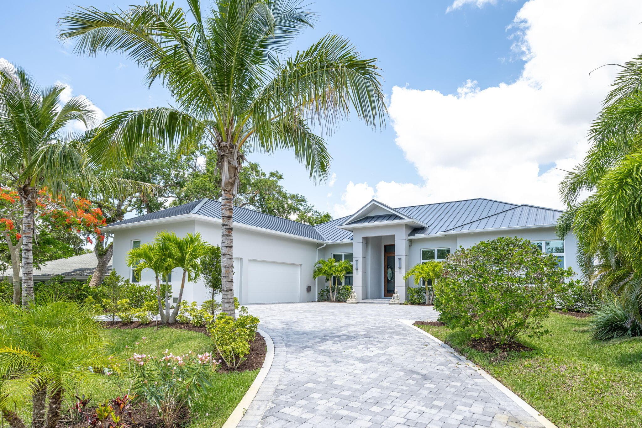 3937 Indian River Drive E, Vero Beach, FL 32963 — photo 3 of 40
