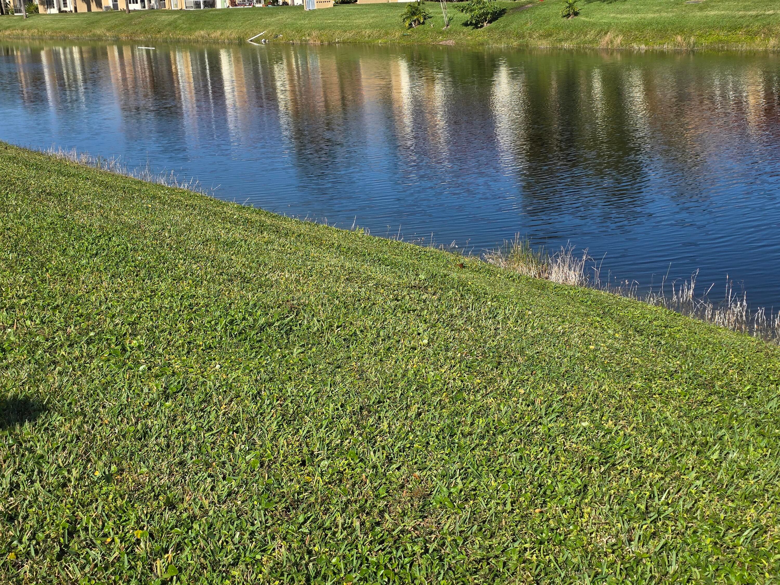 121 Lake Gloria Drive, West Palm Beach, FL 33411 — photo 3 of 26