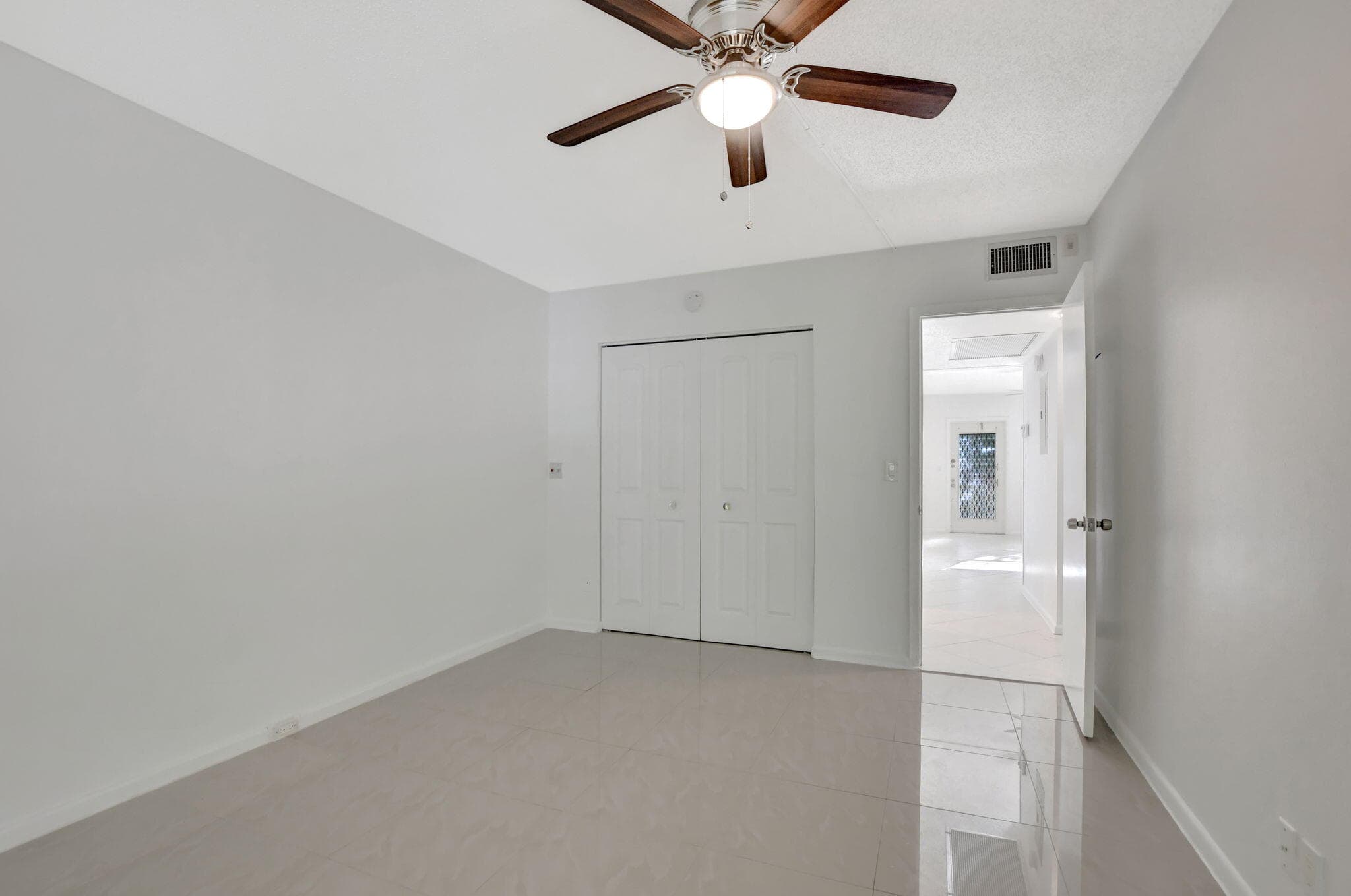 4064 Newport Q 4064, Deerfield Beach, FL 33442 — photo 10 of 31