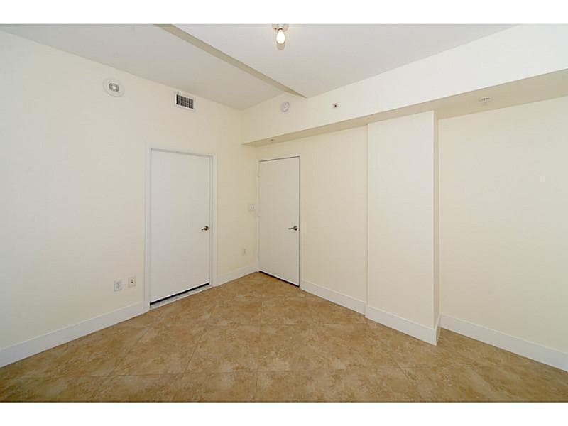 253 NE 2nd Street 2710, Miami, FL 33132 — photo 19 of 42