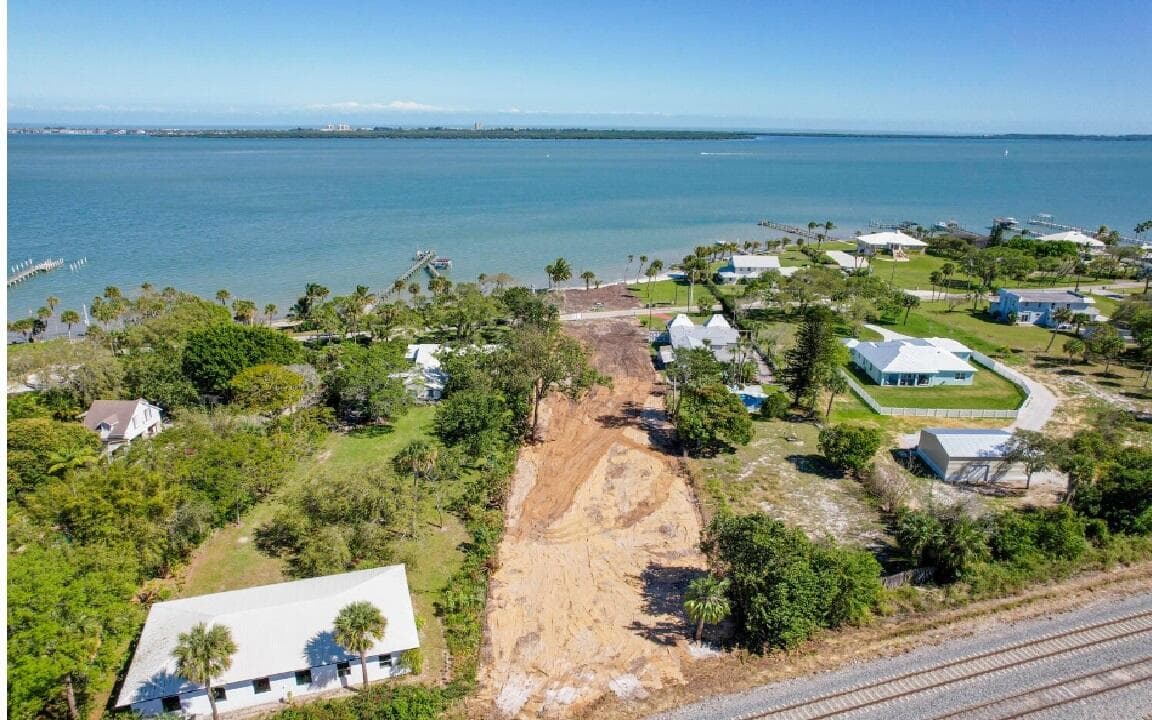 1033 S Indian River Drive, Fort Pierce, FL 34950 — photo