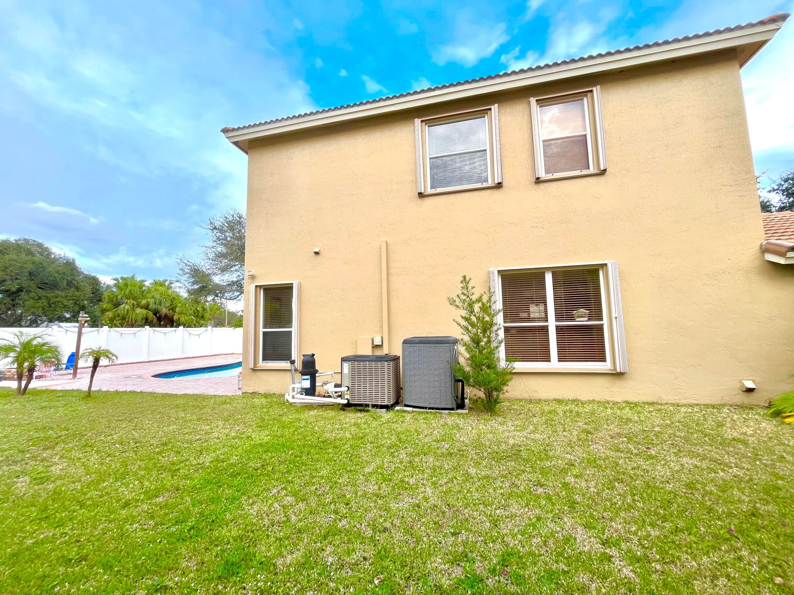 5012 Victoria Circle, West Palm Beach, FL 33409 — photo 5 of 27