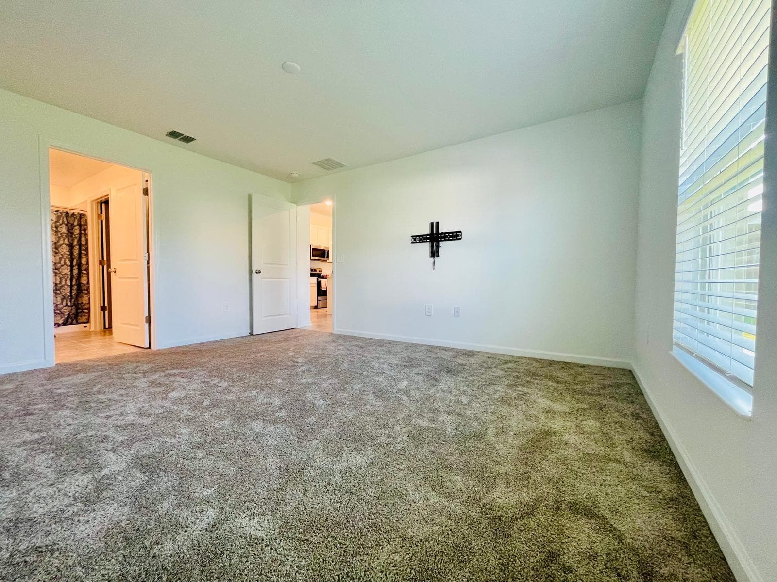 639 Daring Drive, Davenport, FL 33837 — photo 8 of 37