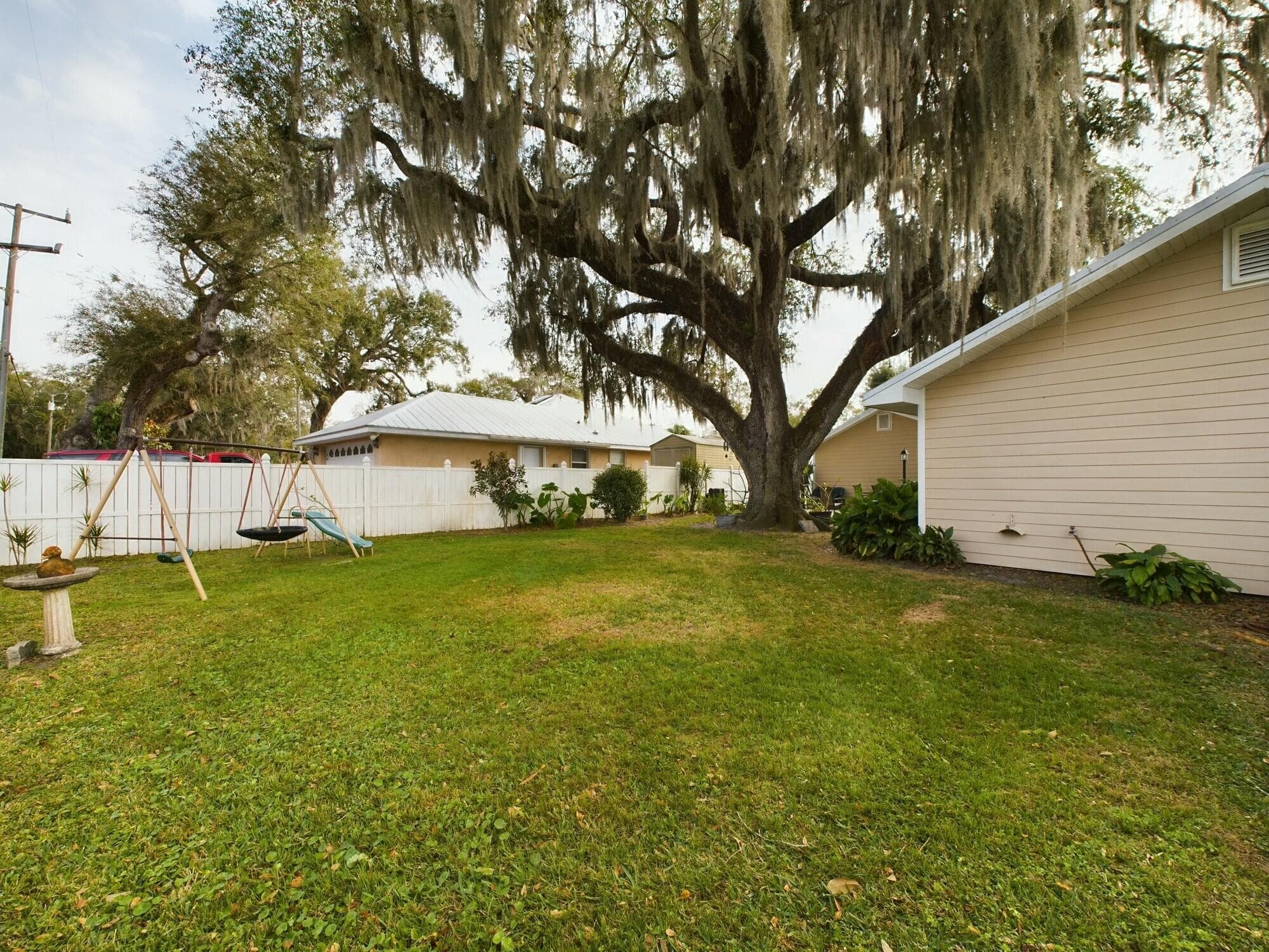 1517 SW 7th Avenue, Okeechobee, FL 34974 — photo 44 of 51