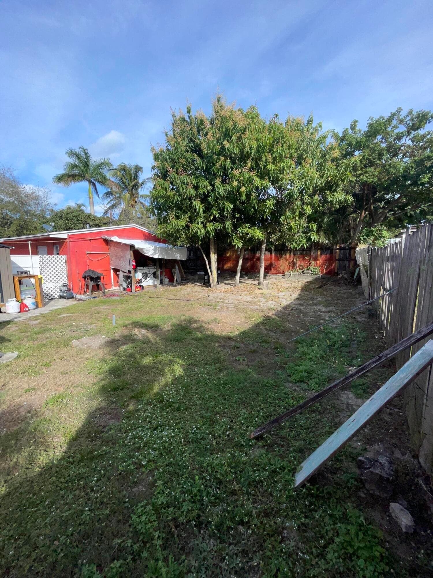 3024 Glenwood Road, West Palm Beach, FL 33405 — photo 10 of 38