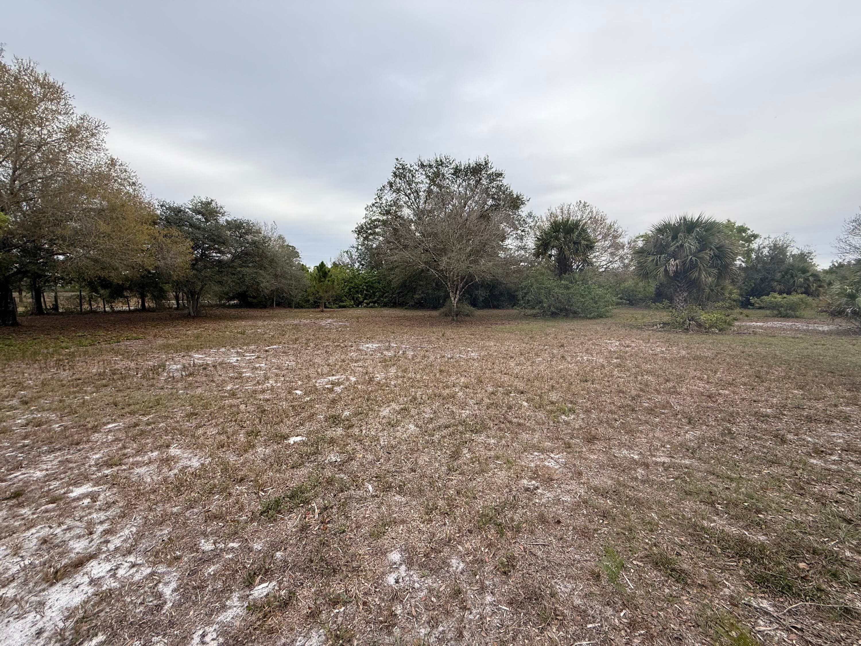 754 Hunting Club Avenue, Clewiston, FL 33440 — photo 10 of 33