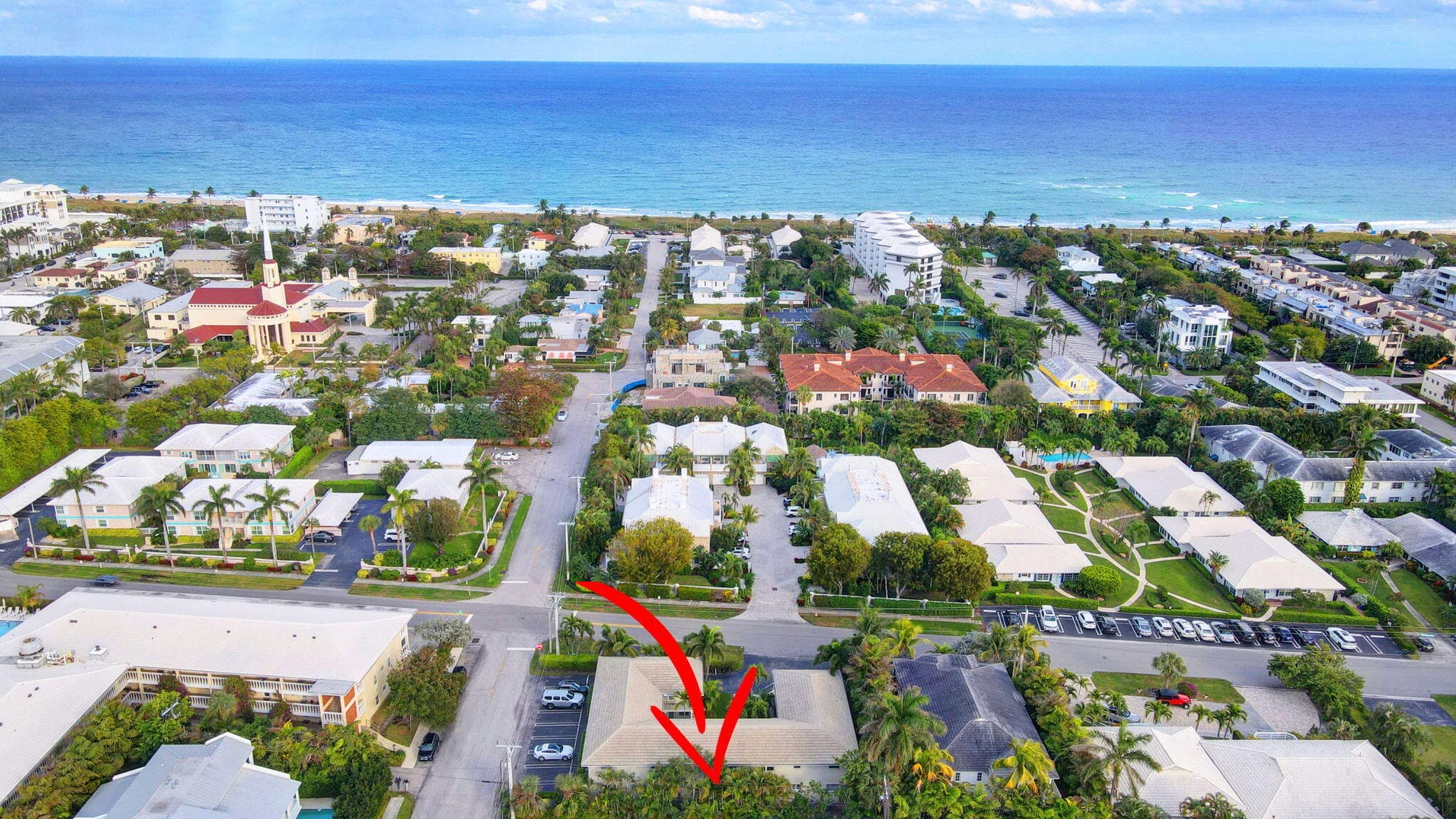 100 Venetian Drive 3, Delray Beach, FL 33483 — photo 1 of 32