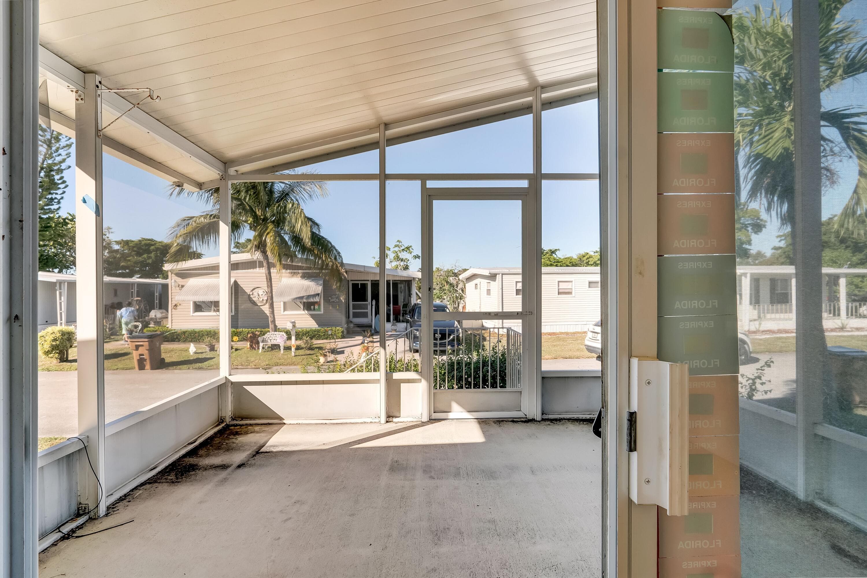 4920 NW 2nd Terrace, Pompano Beach, FL 33064 — photo 6 of 32