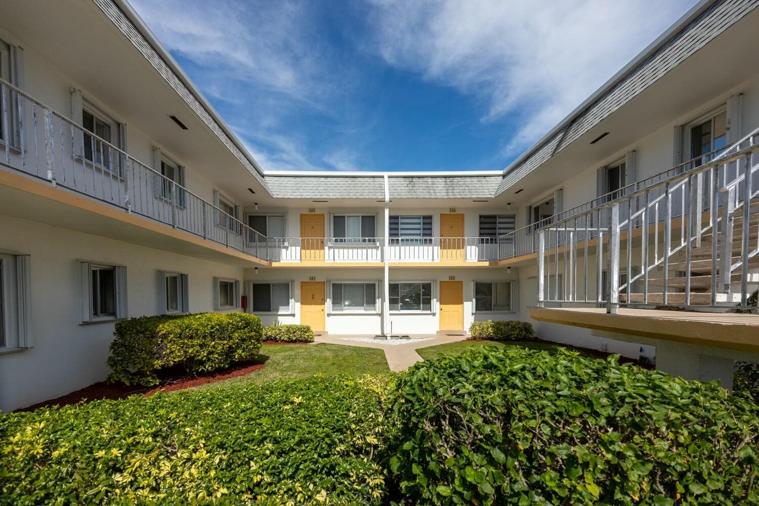 2840 Cynthia 204 Lane 204, Lake Worth Beach, FL 33461 — photo 23 of 37