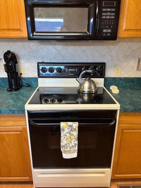146 W Caribbean, Port St. Lucie, FL 34952 — photo 13 of 53