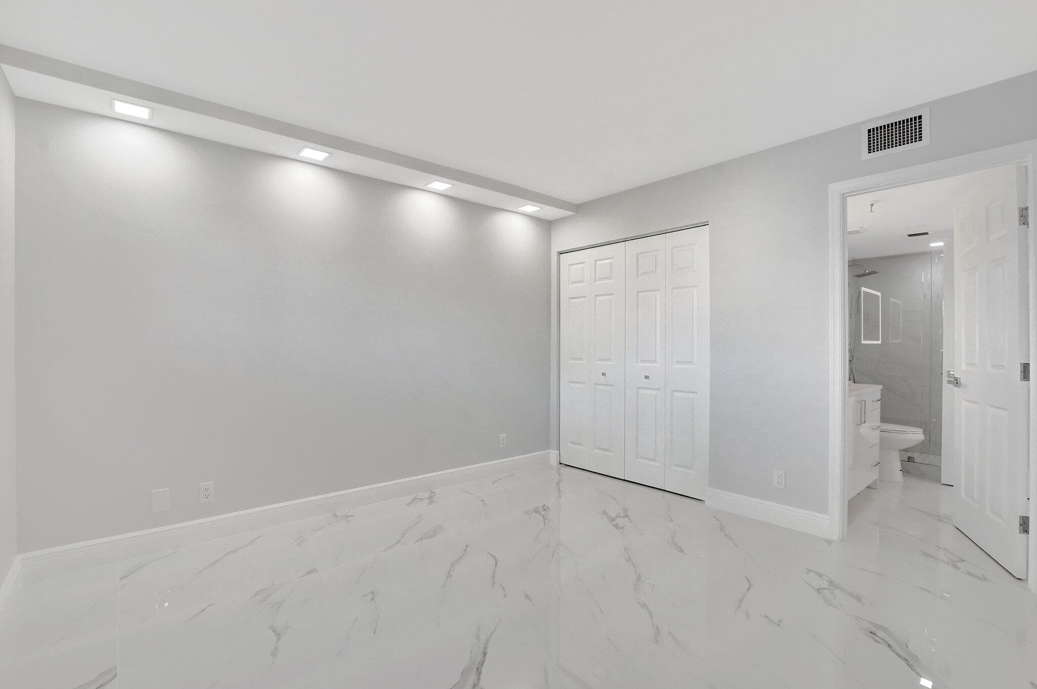7076 Huntington Lane 407, Delray Beach, FL 33446 — photo 8 of 26