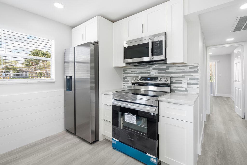 385 Flanders I, Delray Beach, FL 33484 — photo 7 of 26