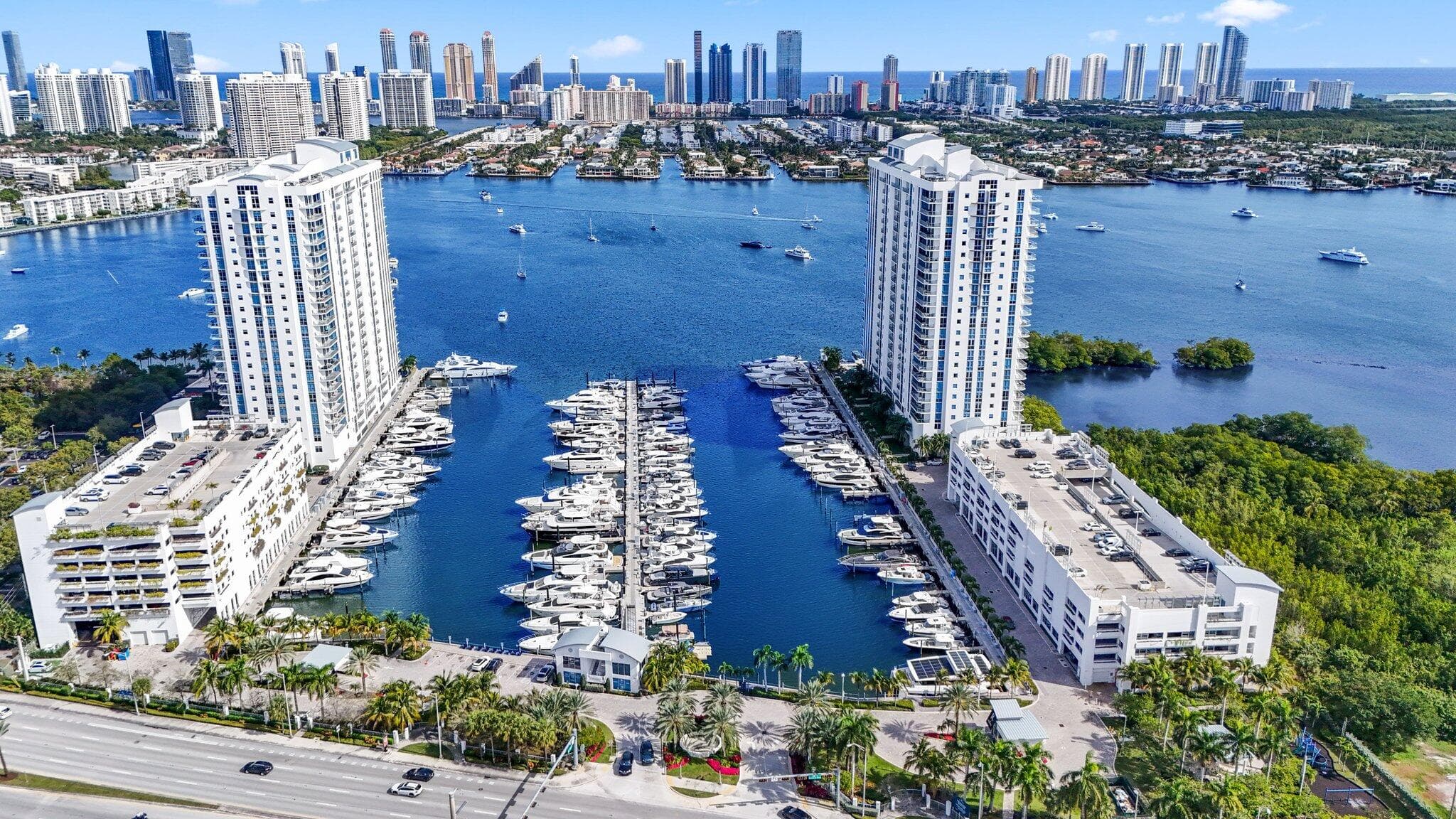 17301 Biscayne Boulevard 707, North Miami Beach, FL 33160 — photo 1 of 62