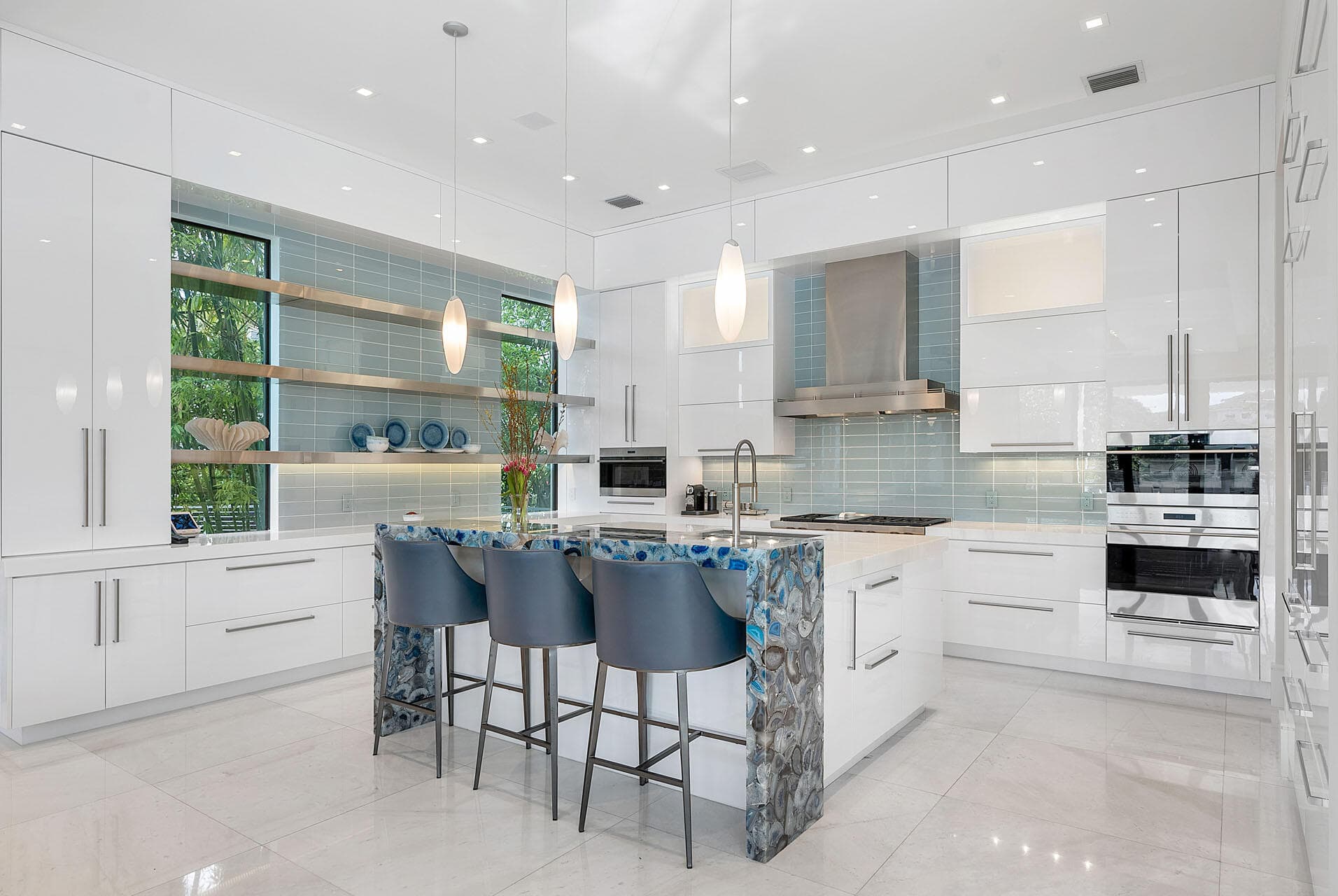 290 S Maya Palm Drive, Boca Raton, FL 33432 — photo 12 of 77