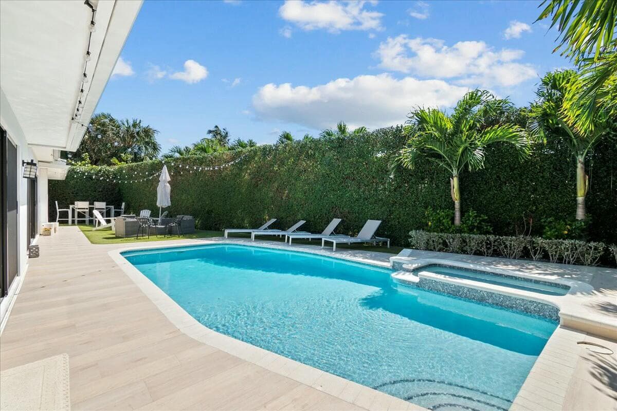 27 Ocean Drive, Jupiter, FL 33469 — photo 14 of 22