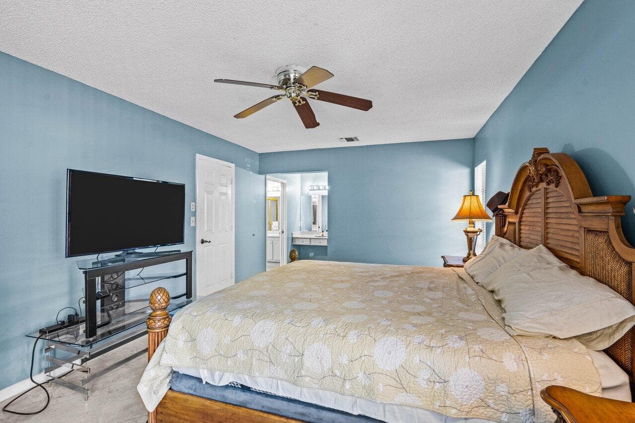 2195 NW 14th Street, Delray Beach, FL 33445 — photo 15 of 44