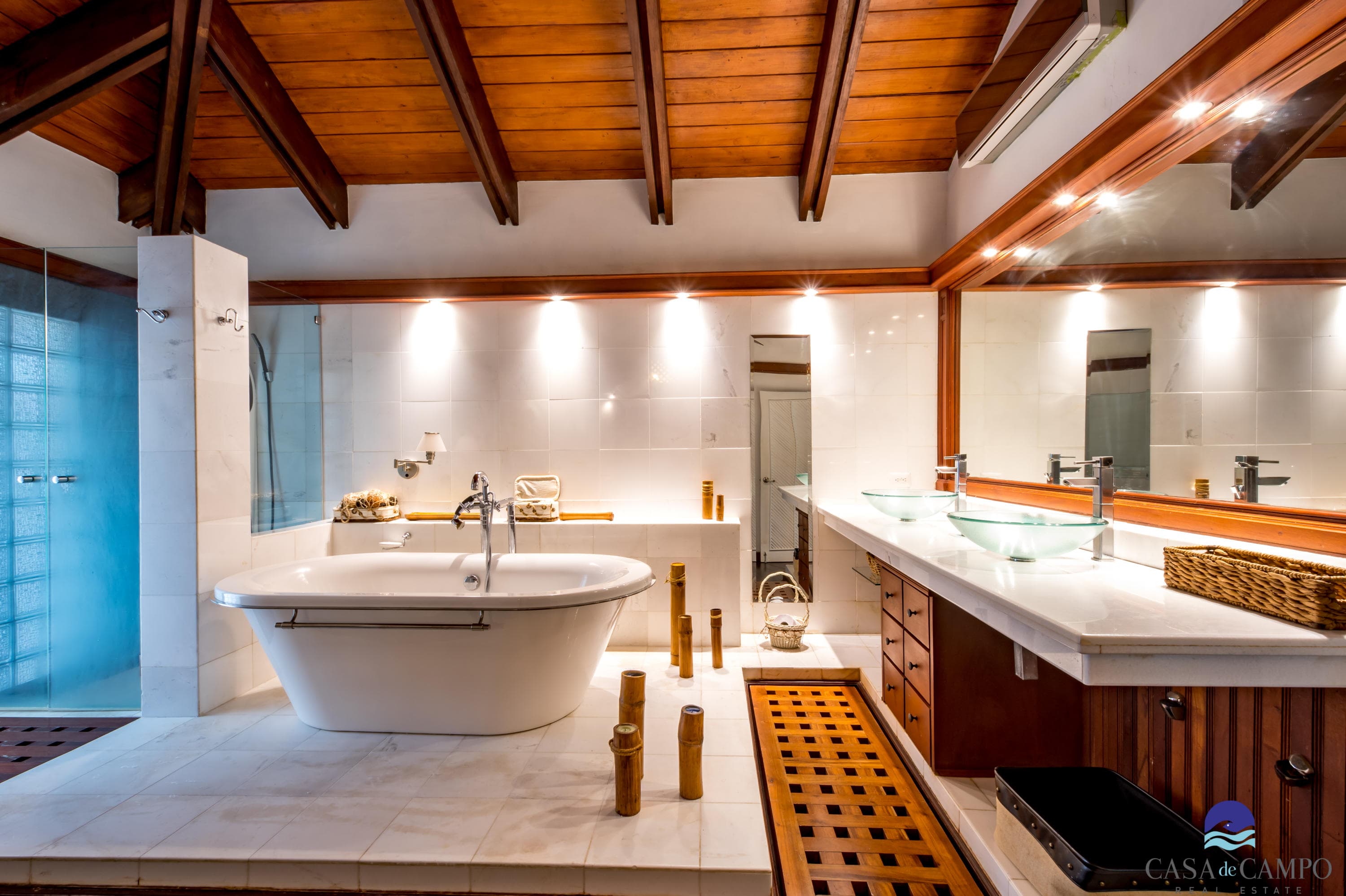 45 Punta Aguila — photo 13 of 19