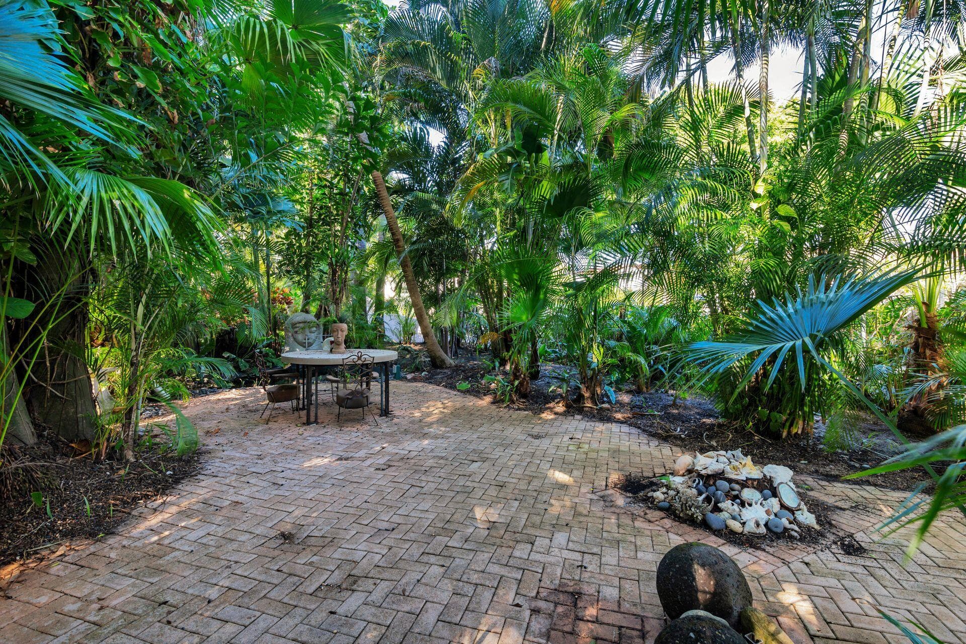 228 Phipps, Palm Beach, FL 33480 — photo 22 of 24
