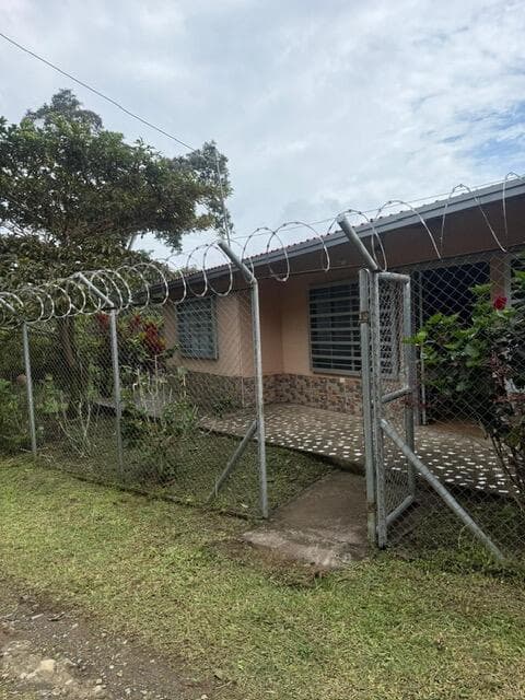 Colombia El Hatillo, Mariquita, Tol, Co — photo 14 of 24
