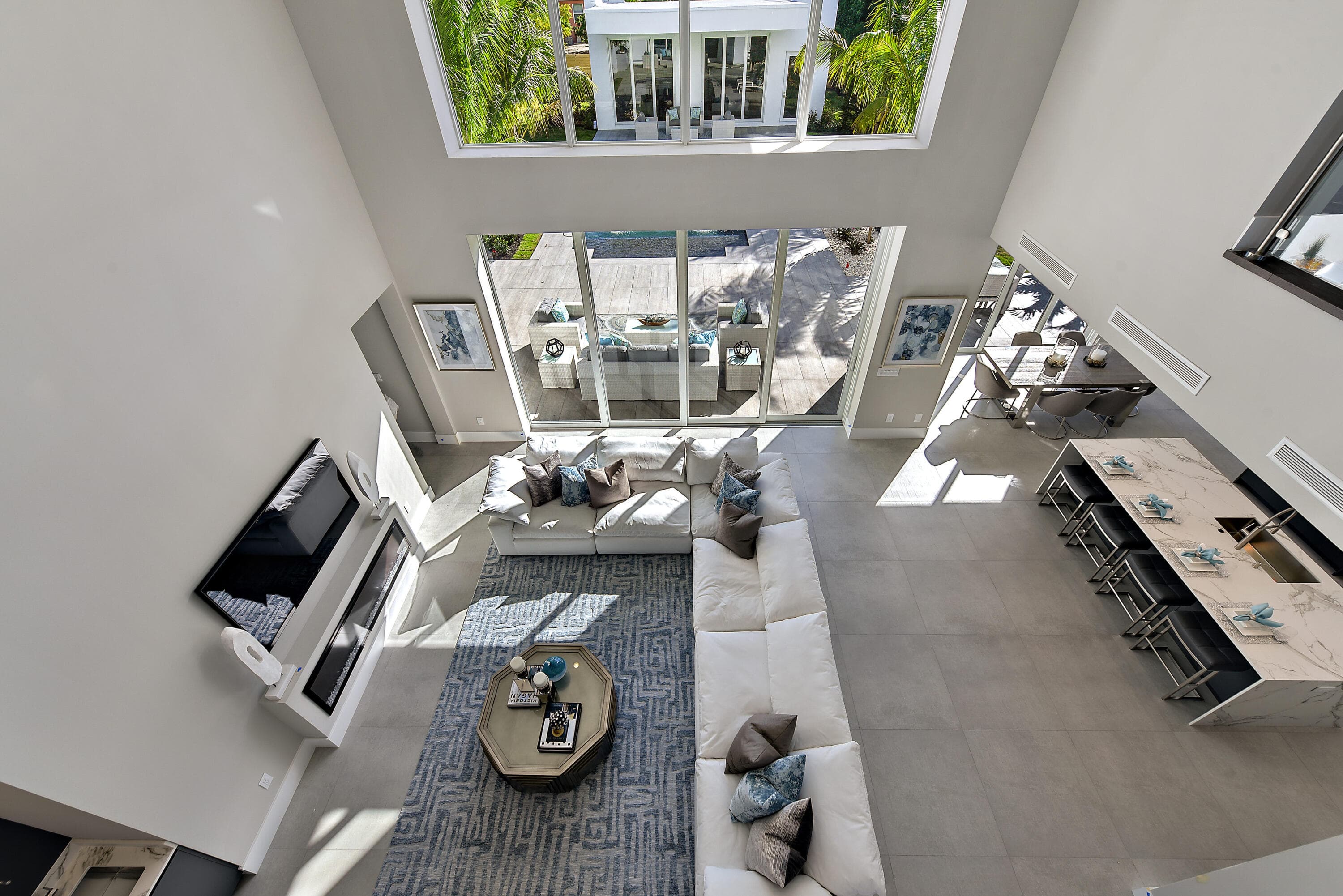 2627 NE 14th Street, Fort Lauderdale, FL 33304 — photo 3 of 18