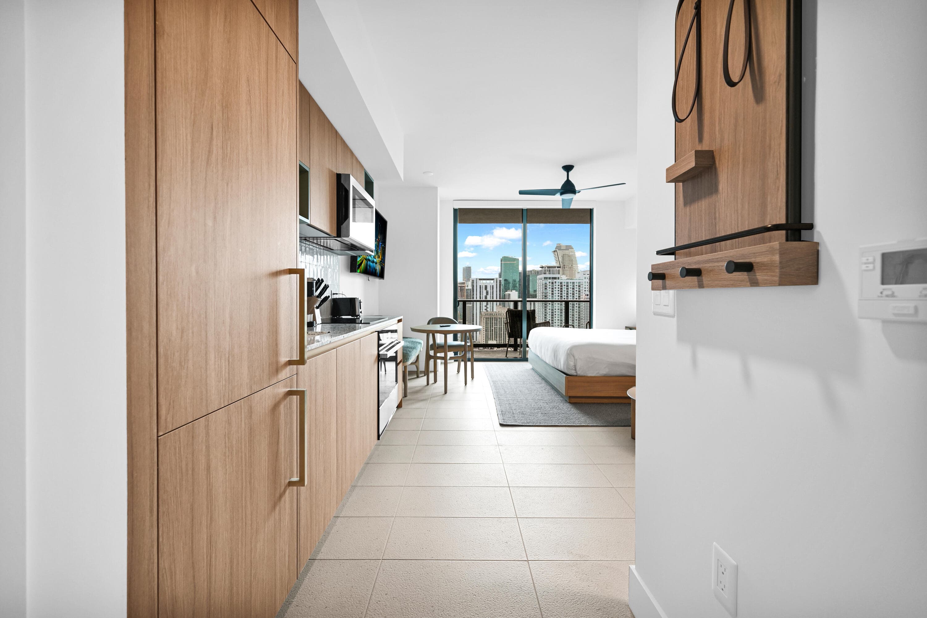 601 NE 1st Avenue NE 2906, Miami, FL 33132 — photo 15 of 32