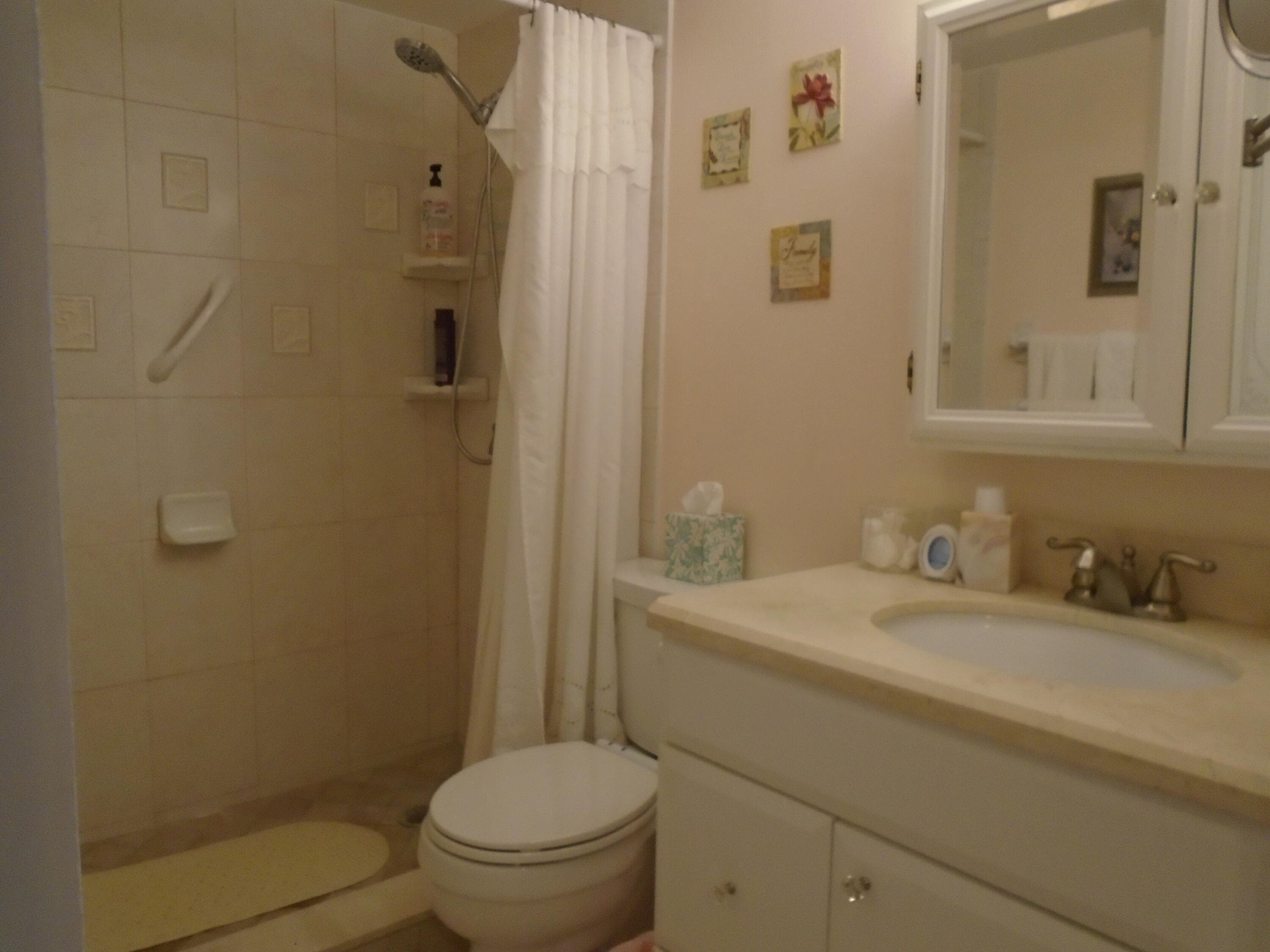 3300 Springdale Boulevard 316, Palm Springs, FL 33461 — photo 17 of 42