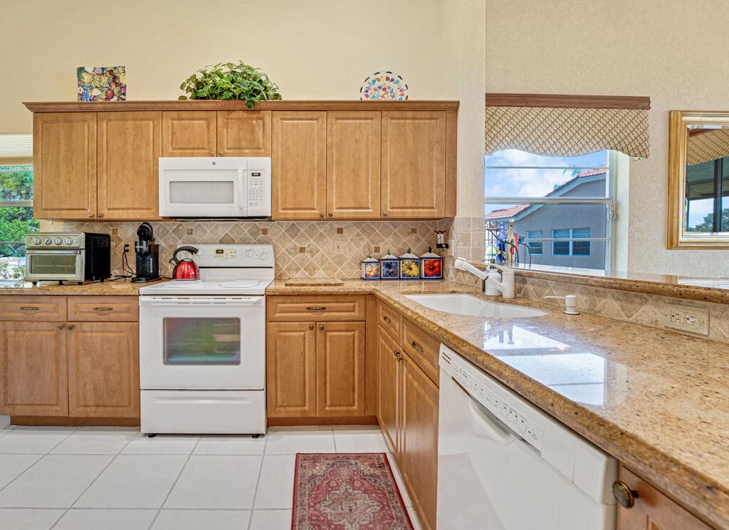9805 Shadybrook 201 Drive 201, Boynton Beach, FL 33437 — photo 20 of 49