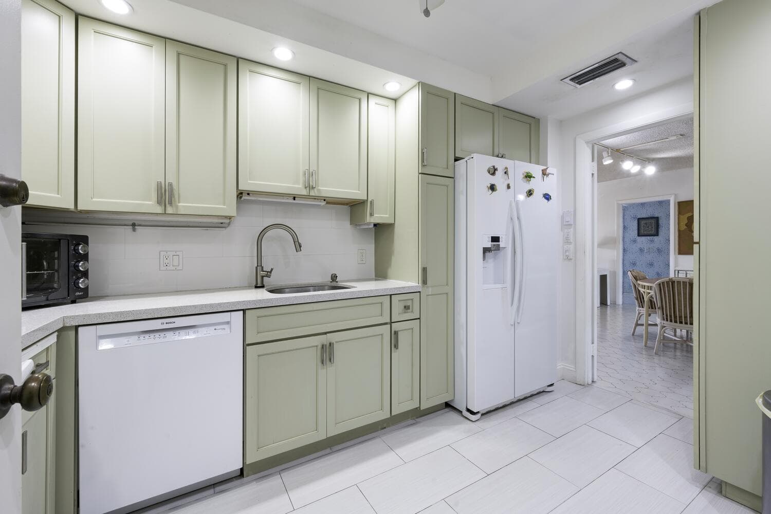 2295 S Ocean Boulevard 404, Palm Beach, FL 33480 — photo 29 of 37