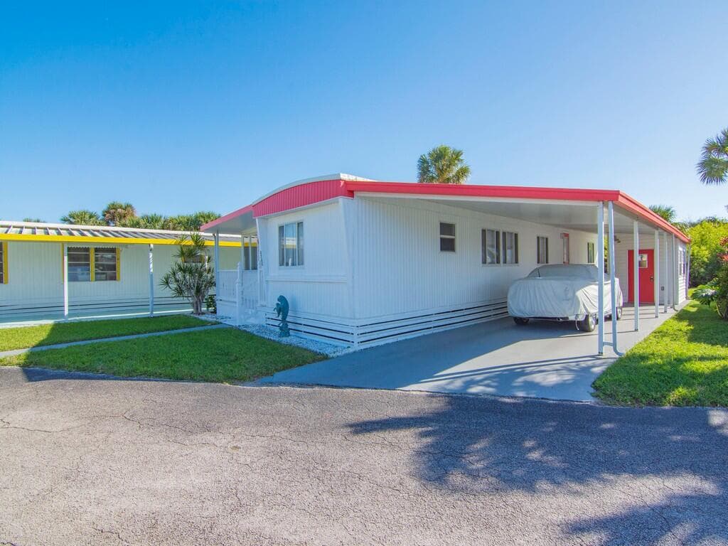 4743 NE Blue Heron Lane 7, Jensen Beach, FL 34957 — photo 5 of 34