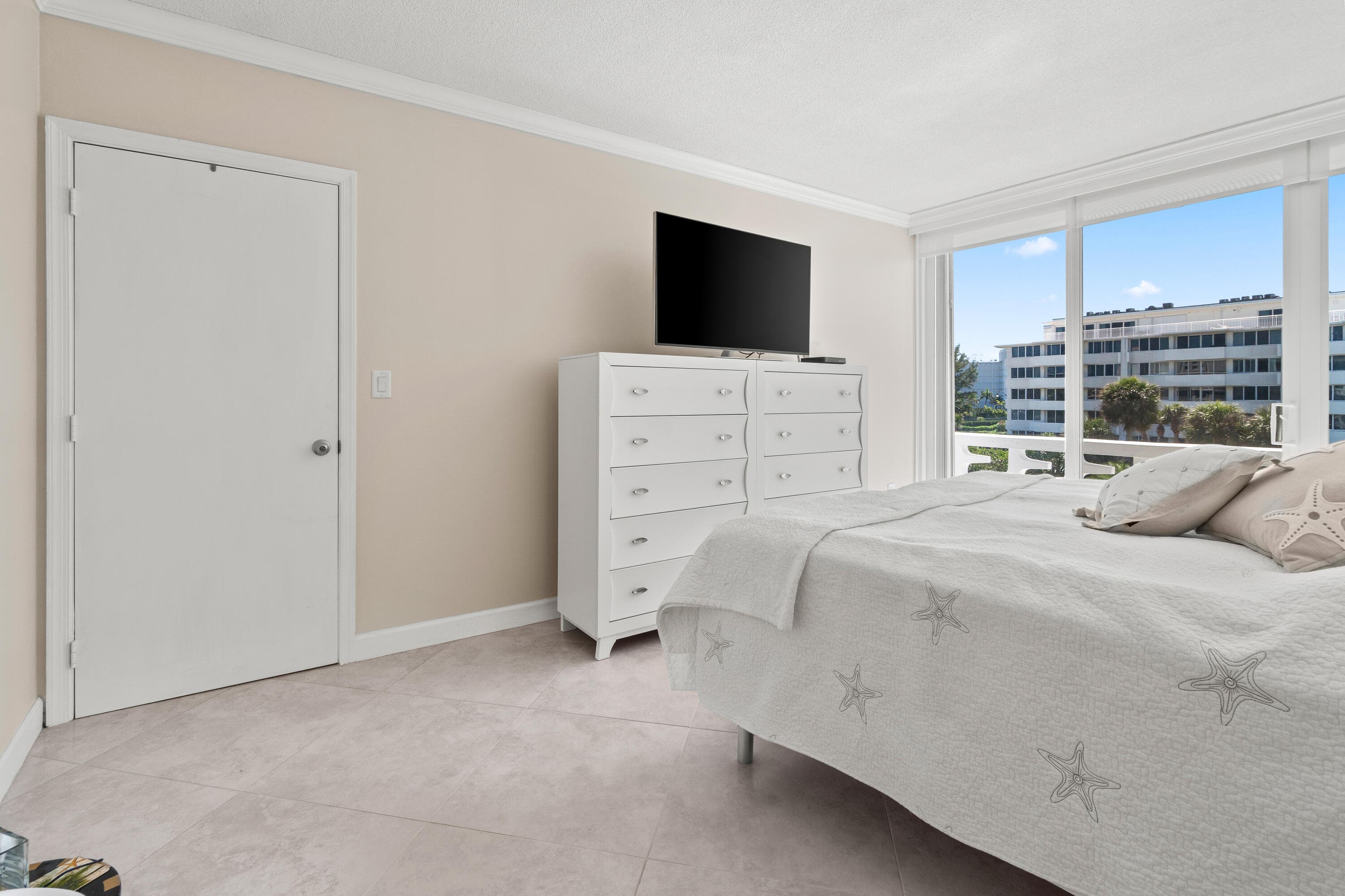 2760 S Ocean Boulevard 313, Palm Beach, FL 33480 — photo 14 of 30