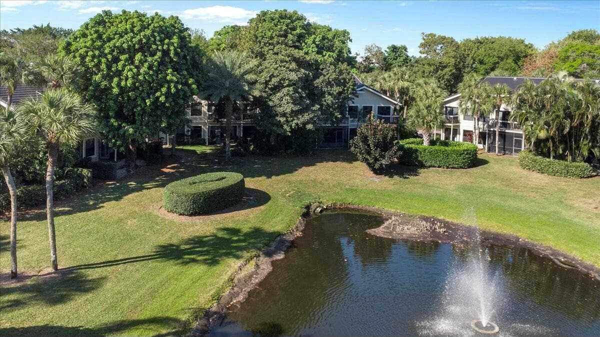 11863 Wimbledon Circle 446, Wellington, FL 33414 — photo 27 of 53