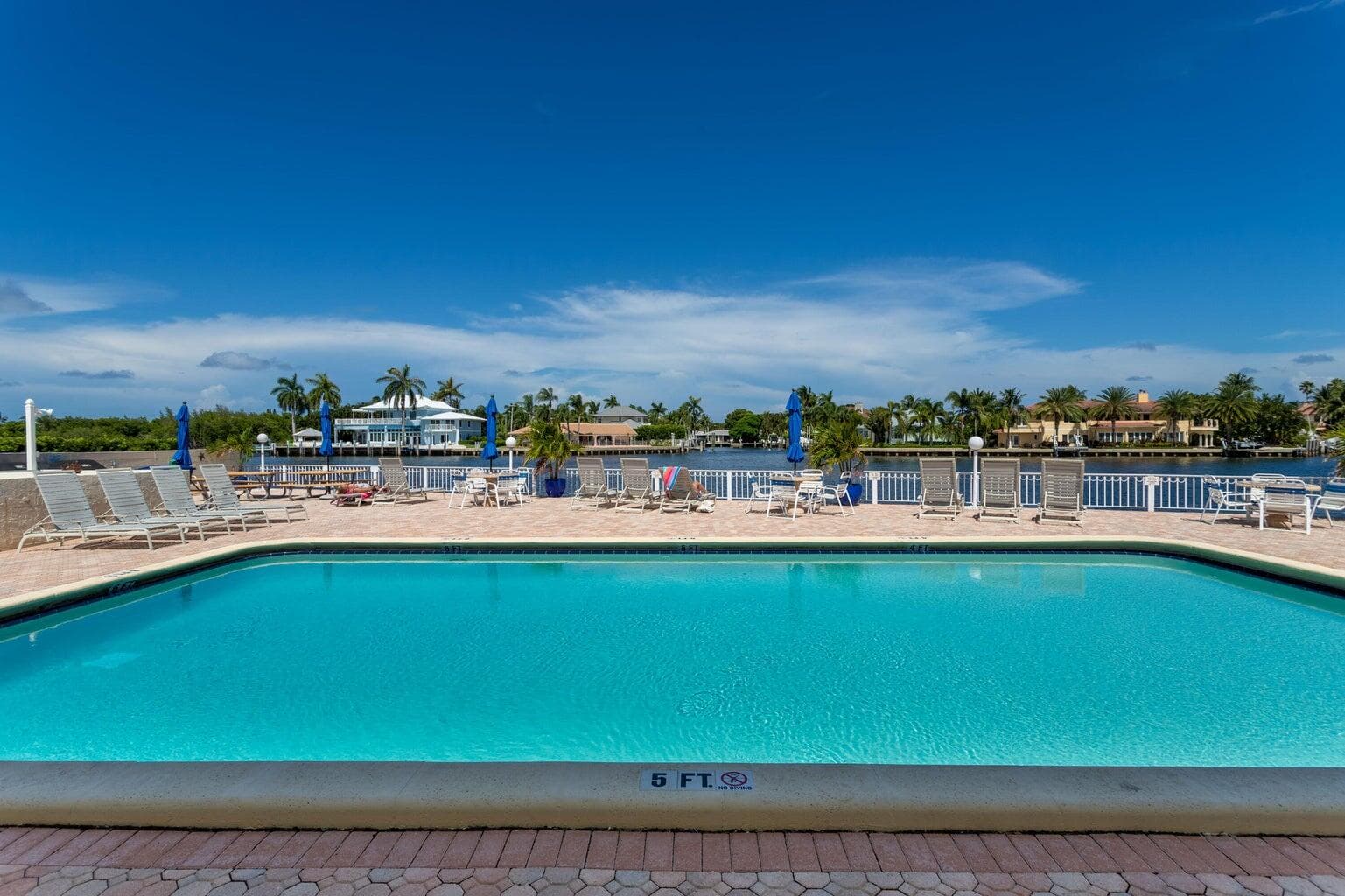 632 Snug Harbor Drive D3, Boynton Beach, FL 33435 — photo 1 of 35