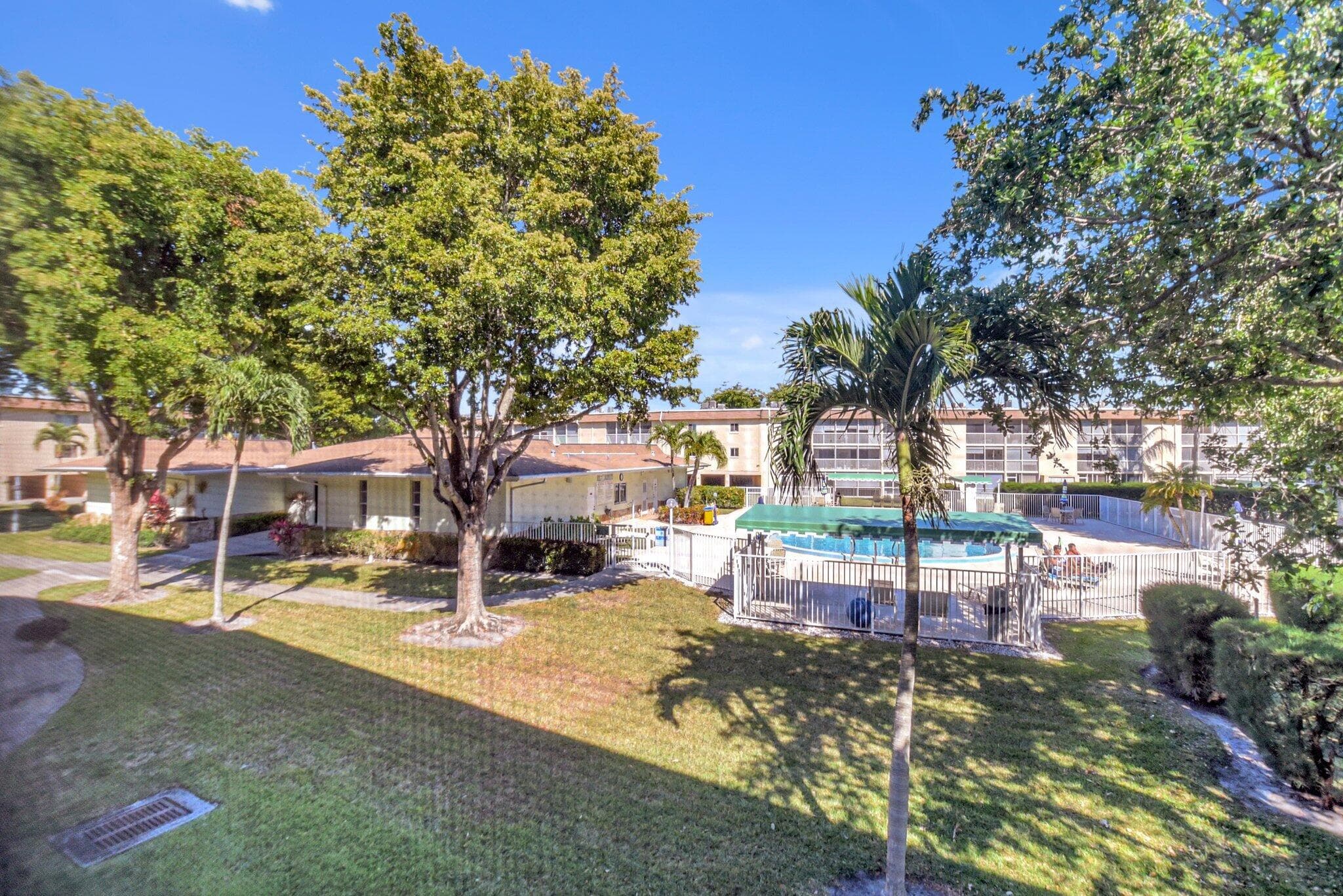 400 Village Green Circle W 212, Palm Springs, FL 33461 — photo 21 of 31