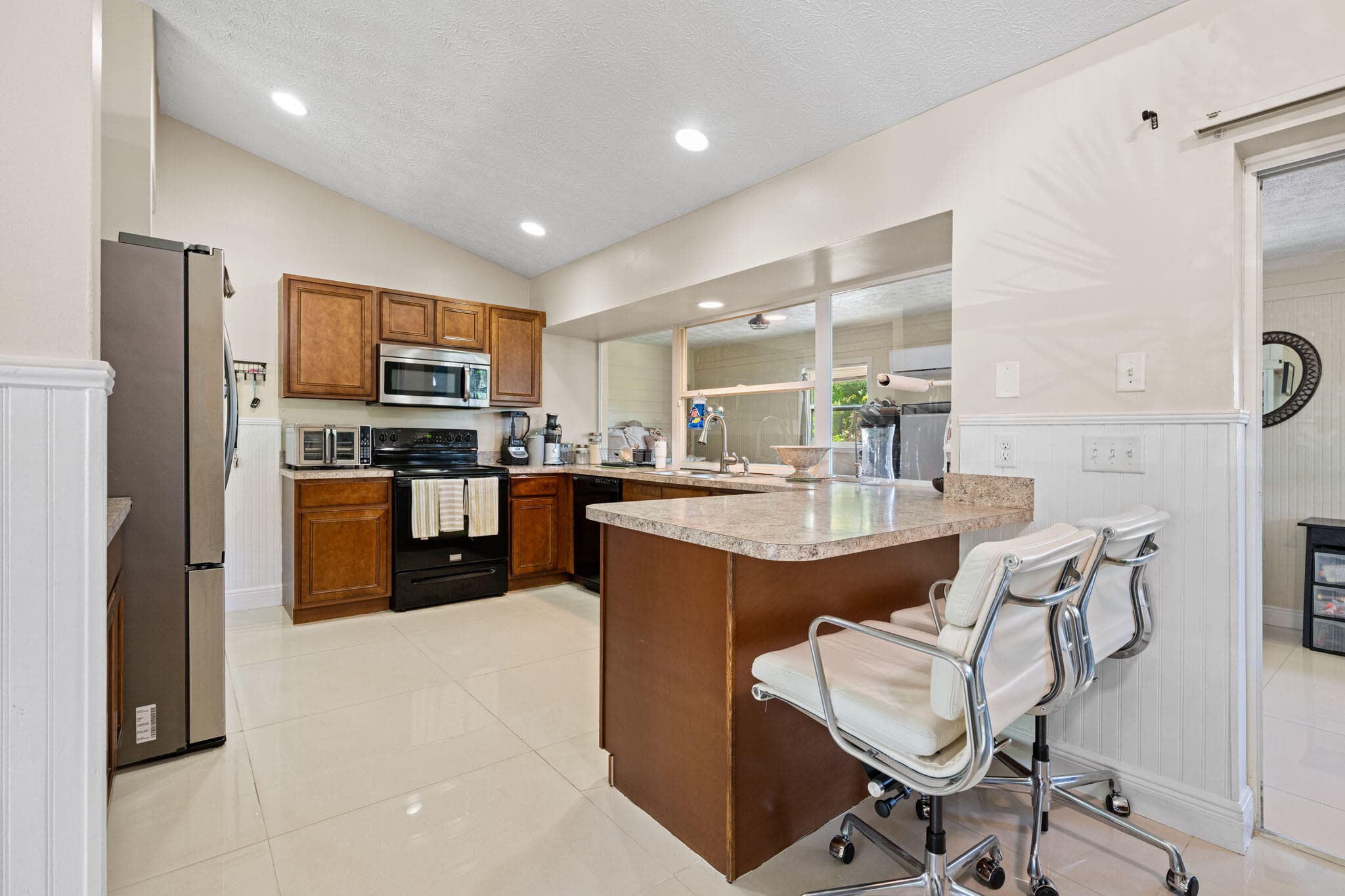 932 SE Damask Avenue, Port St. Lucie, FL 34983 — photo 8 of 19