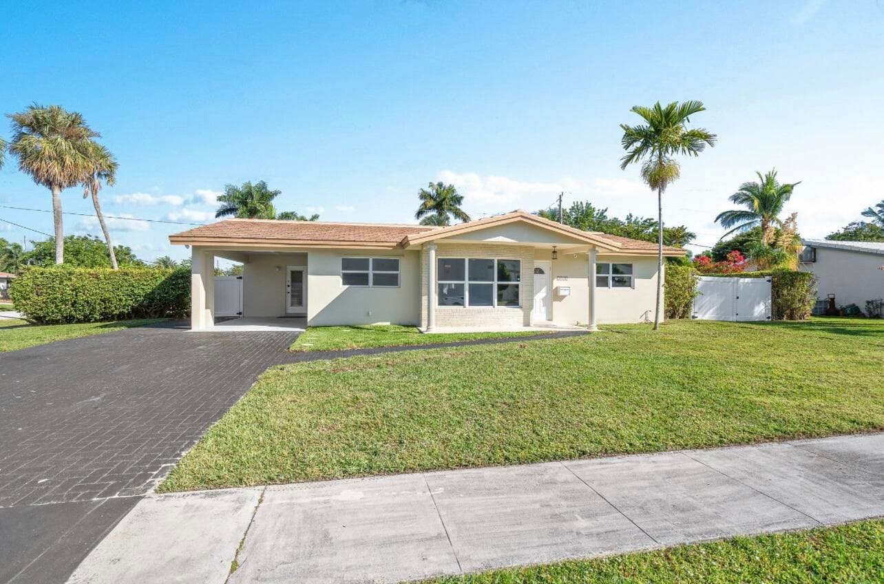 5040 NE 22 Avenue, Lighthouse Point, FL 33064 — photo 6 of 32