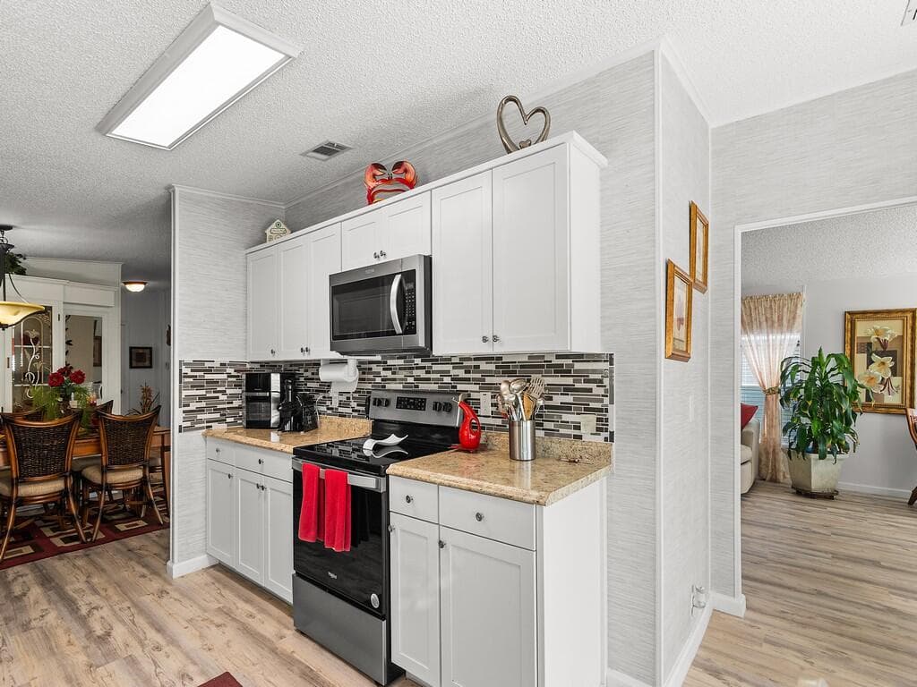 22 Mediterranean East Boulevard E, Port St. Lucie, FL 34952 — photo 13 of 35