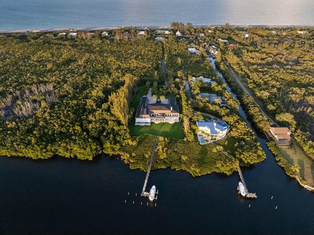 100 Harbor Way, Jupiter Island, FL 33455 — photo 98 of 115