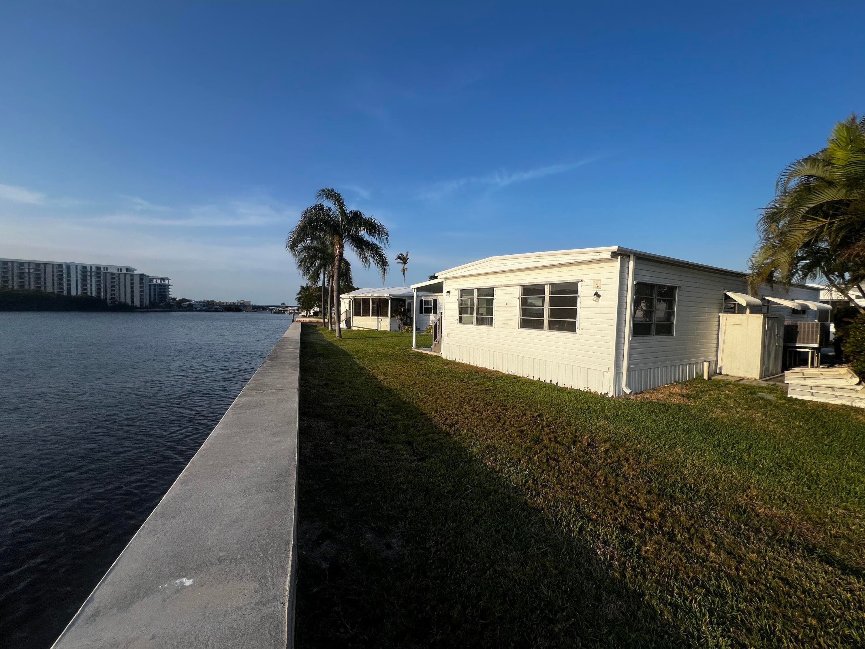 215 S Heron Drive O, Briny Breezes, FL 33435 — photo 12 of 30