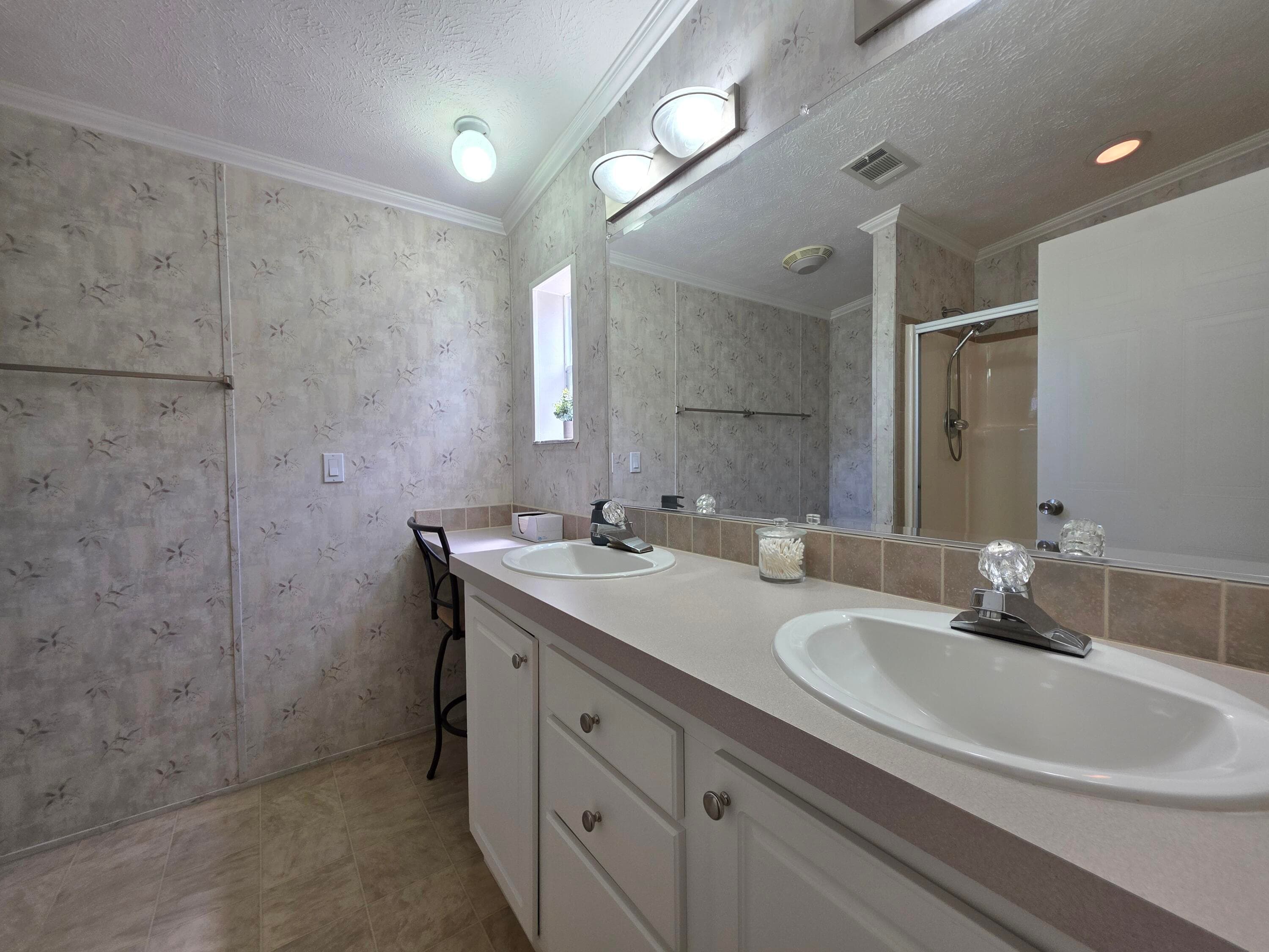 4218 6th Court, Lantana, FL 33462 — photo 10 of 17