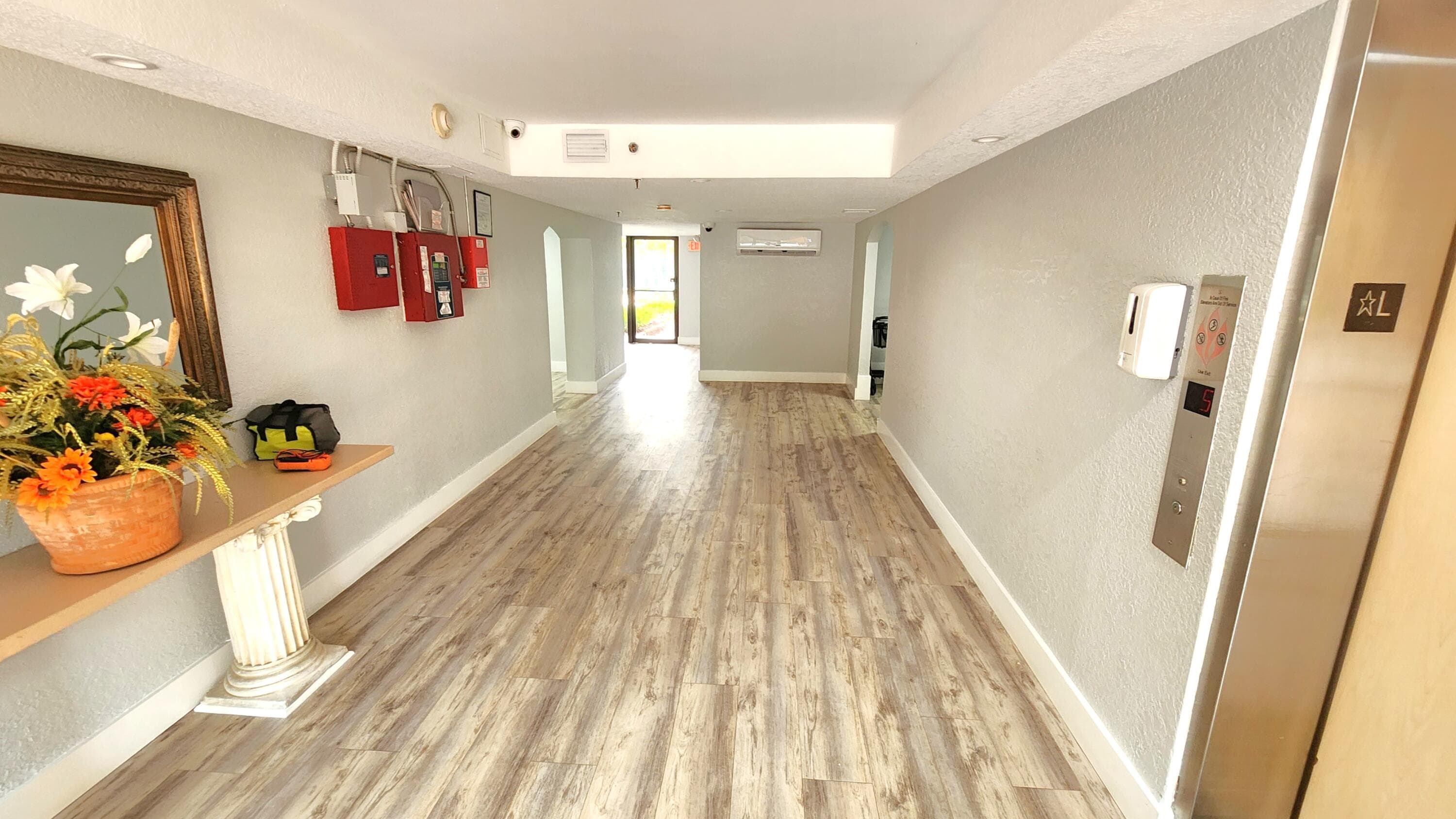 450 Egret Circle 9305, Delray Beach, FL 33444 — photo 2 of 33