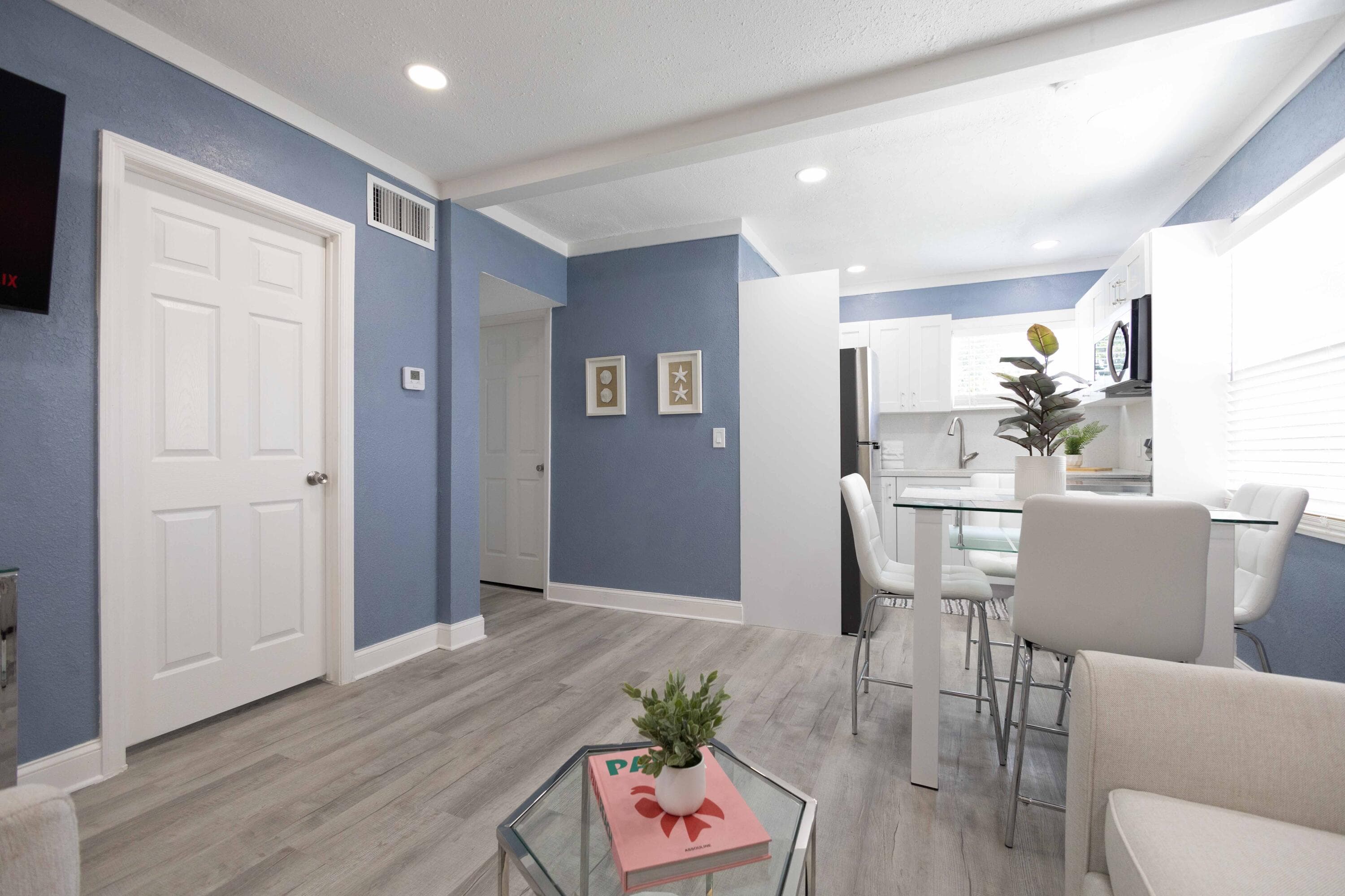 420 Avenida Alegre 4, West Palm Beach, FL 33405 — photo 4 of 33
