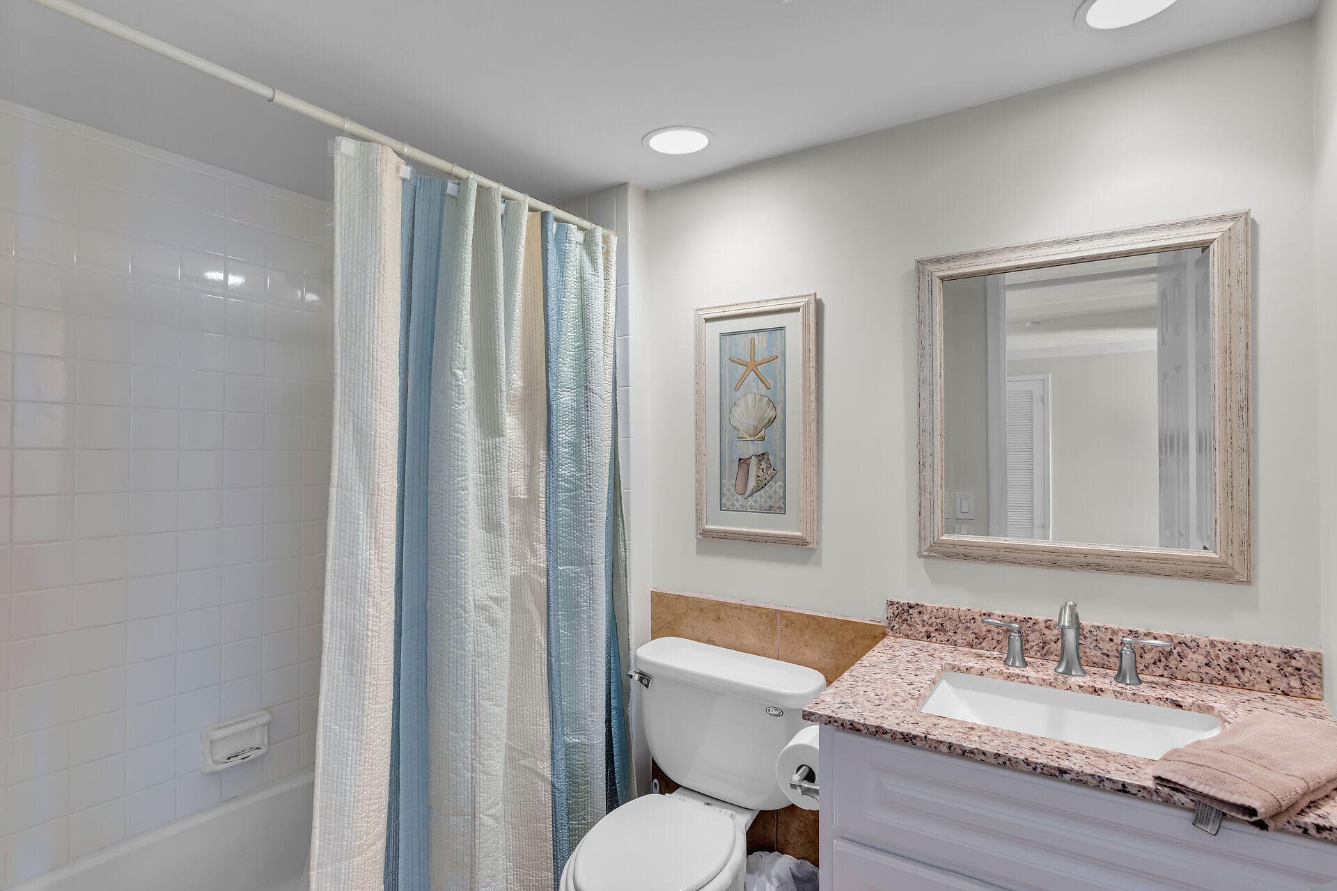 601 W Ocean Dr Drive 203a, Key Colony Beach, FL 33051 — photo 29 of 40