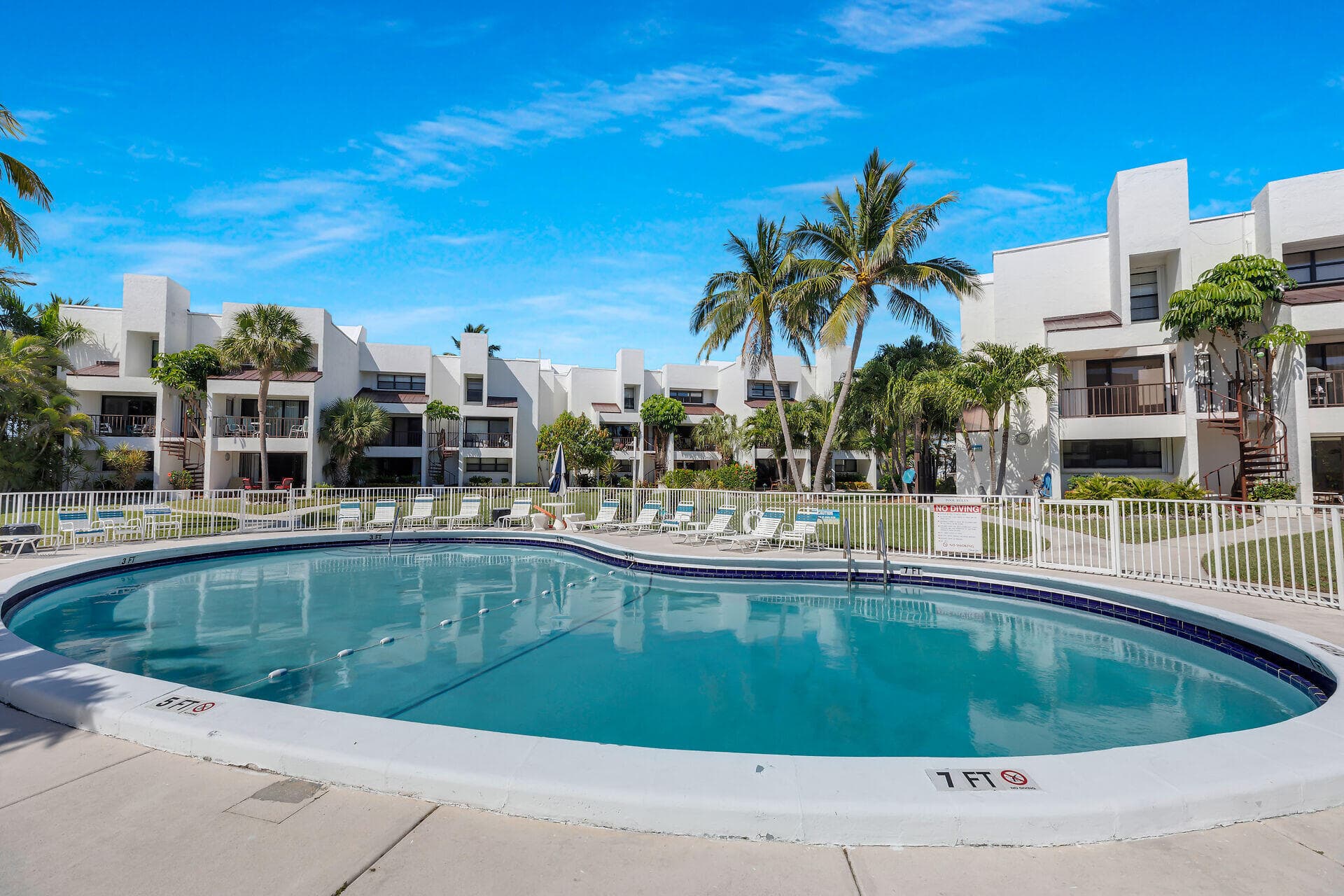 601 W Ocean Dr Drive 203a, Key Colony Beach, FL 33051 — photo 39 of 40